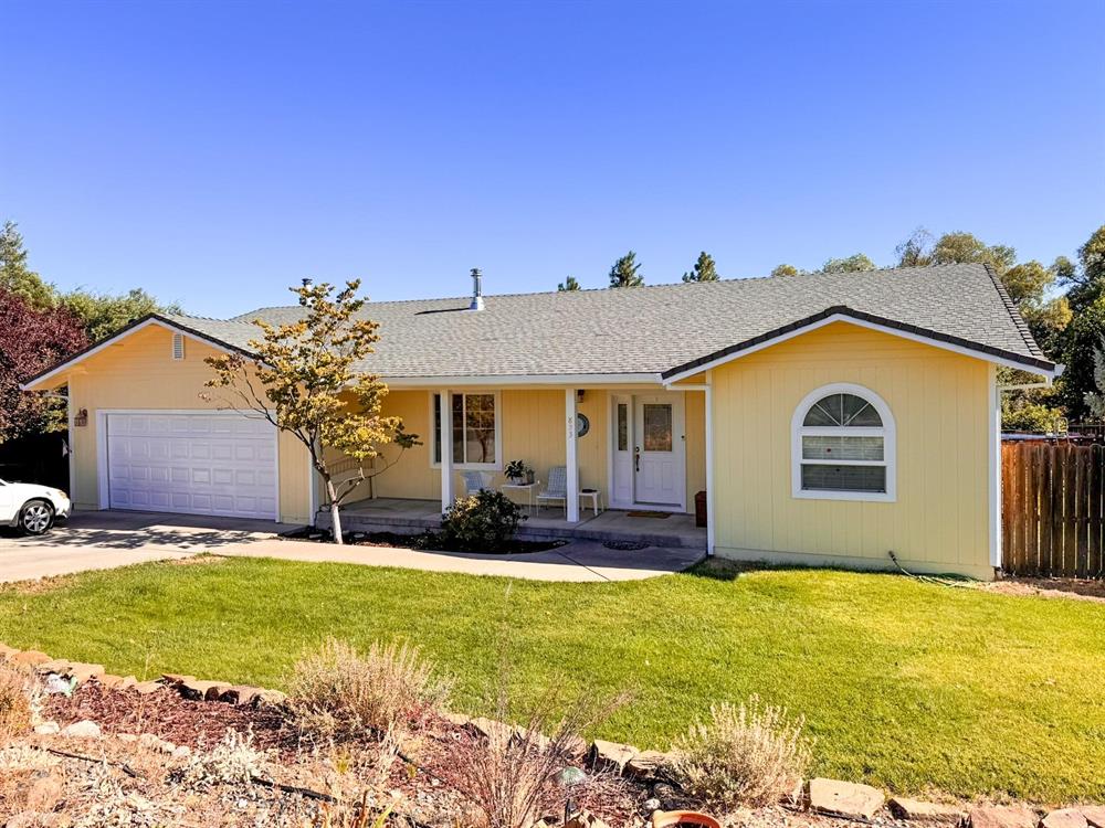 823 Lane St, Yreka