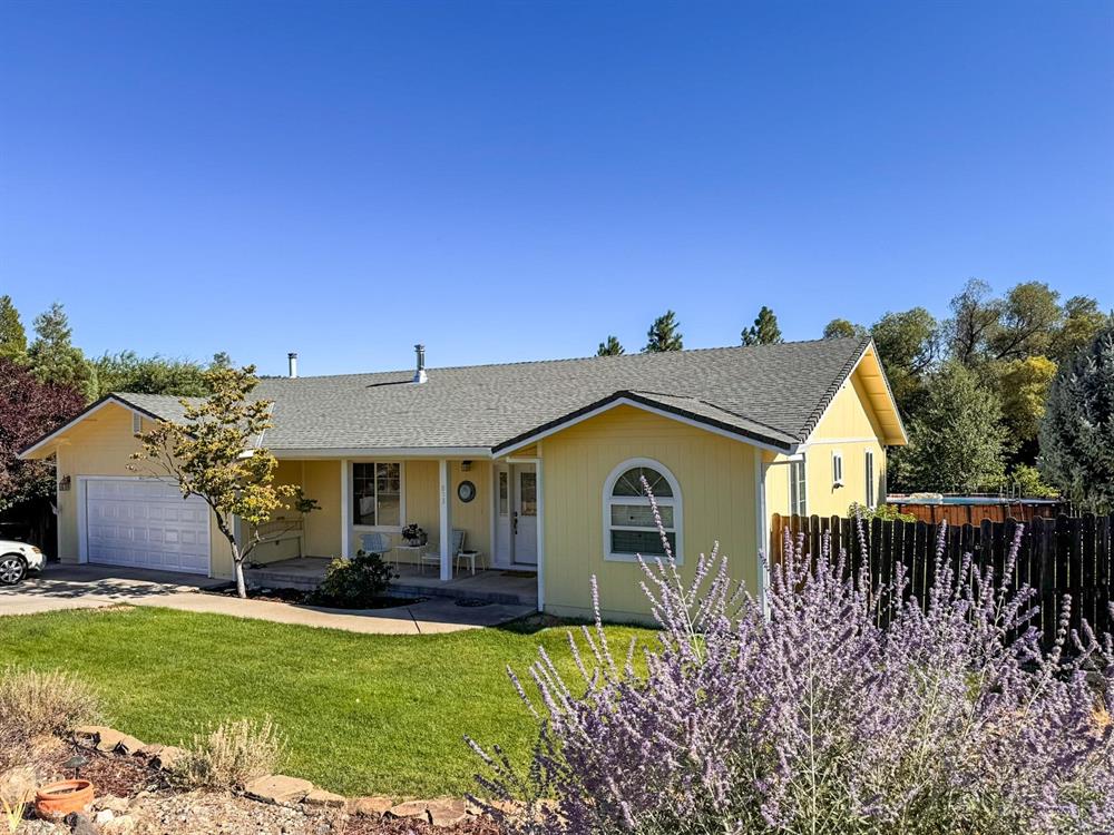 823 Lane St, Yreka