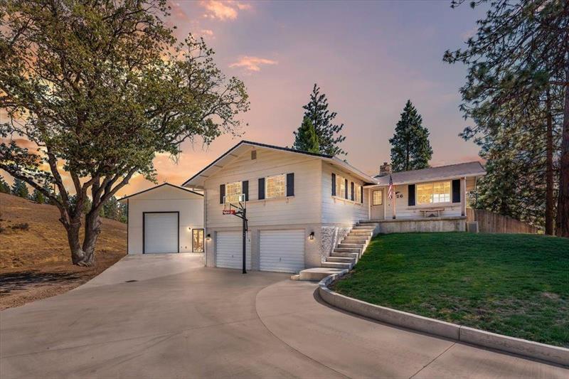 1026 North Street, Yreka