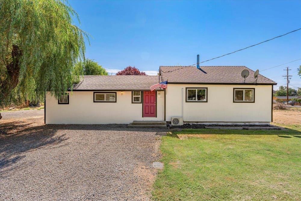 451 W Spiers St, Montague