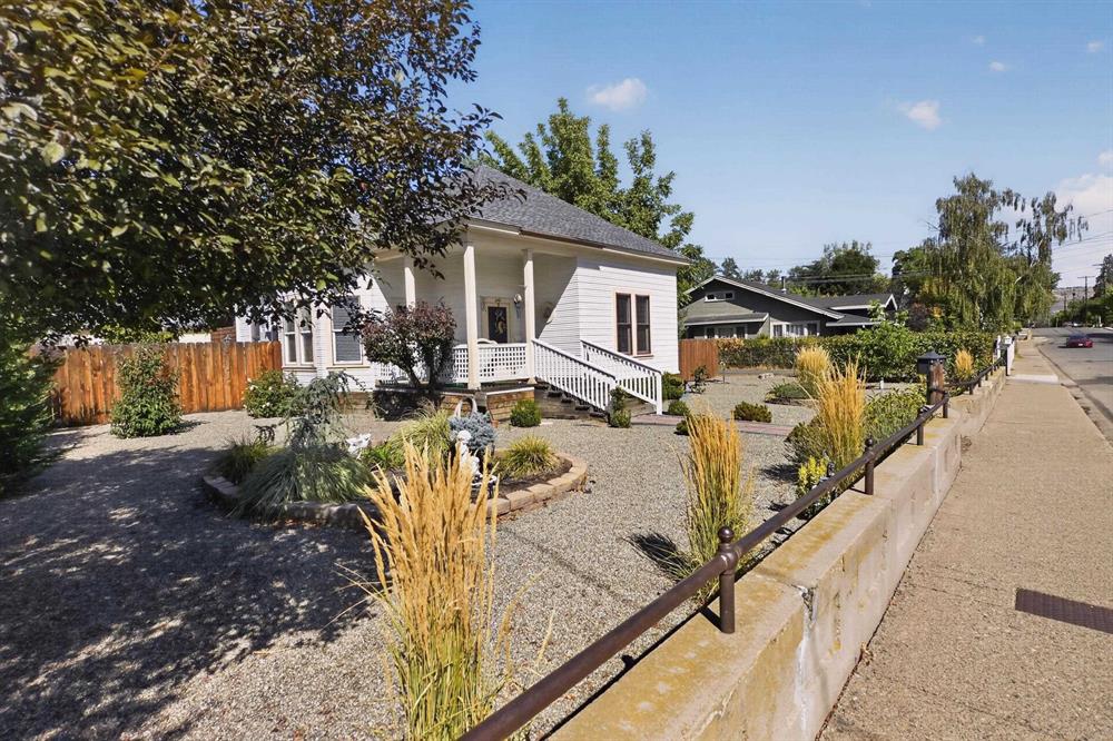 349 N Oregon Street, Yreka