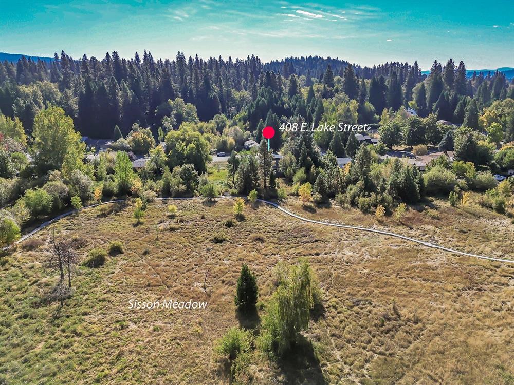 408 E Lake, Mt Shasta