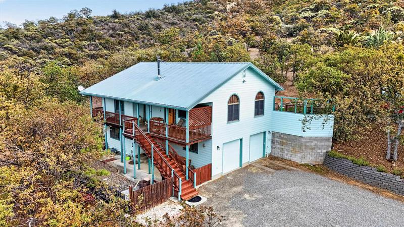 1522 Oak Valley Drive, Yreka
