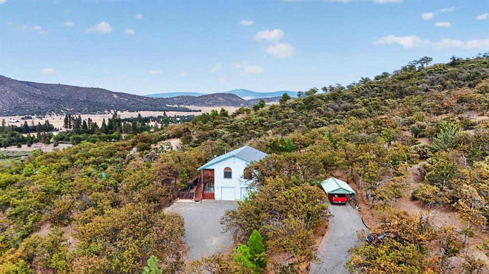 1522 Oak Valley Drive, Yreka
