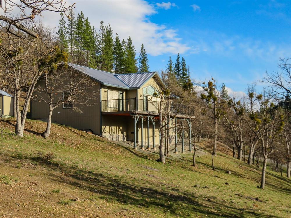 9924 Quartz Valley Road, Fort Jones