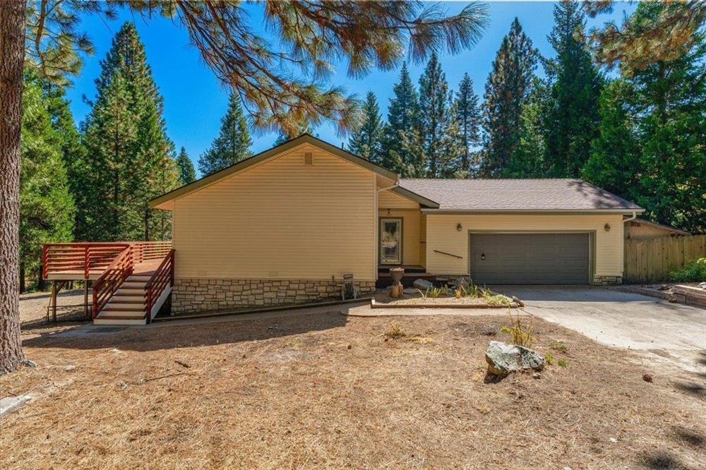 2026 Deetz Rd, Mt Shasta