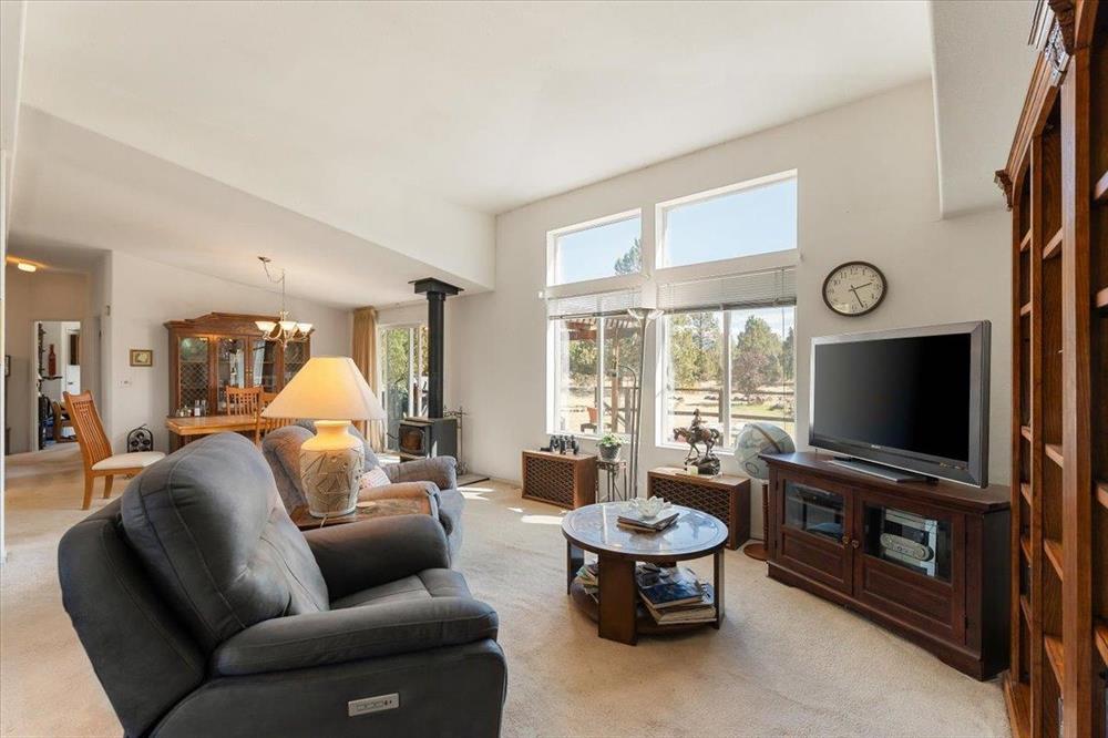 9321 Bridge Way, Montague