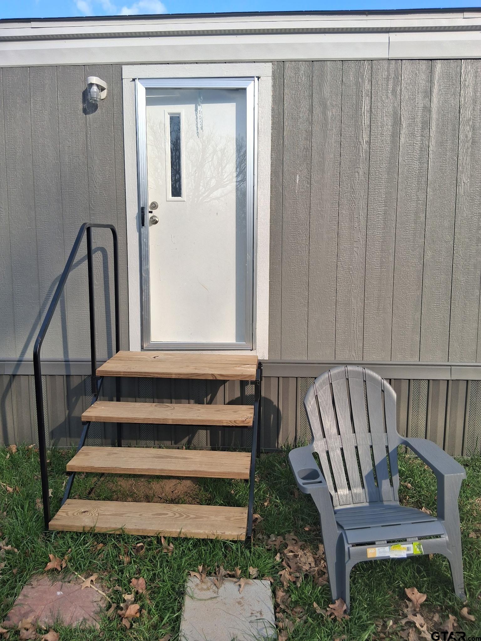 Picture 4