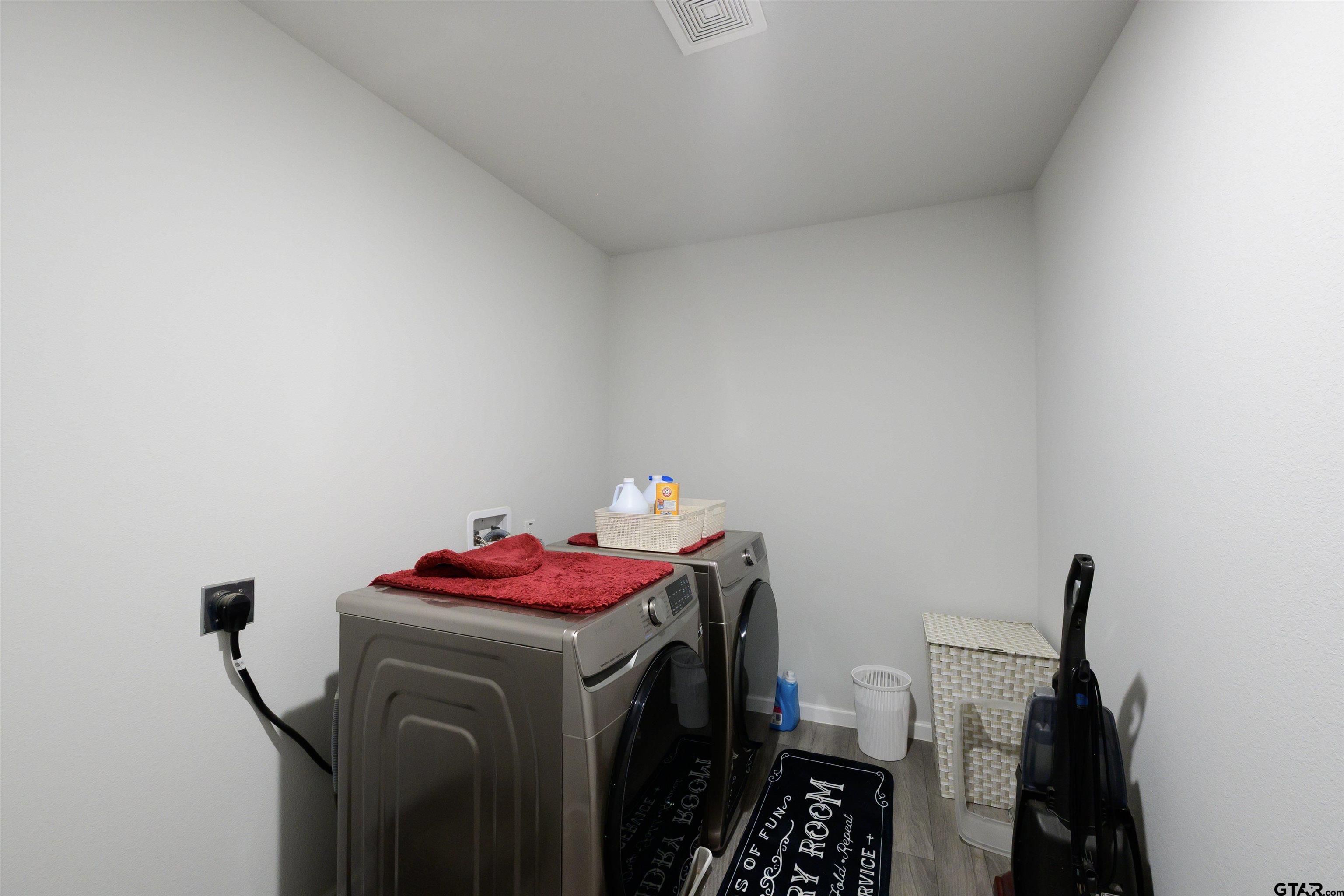 Picture 30