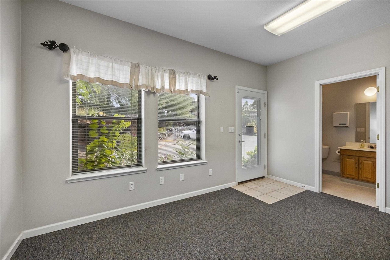 Detail Gallery Image 4 of 29 For 13951 Mono, Sonora,  CA 95370 - – Beds | – Baths