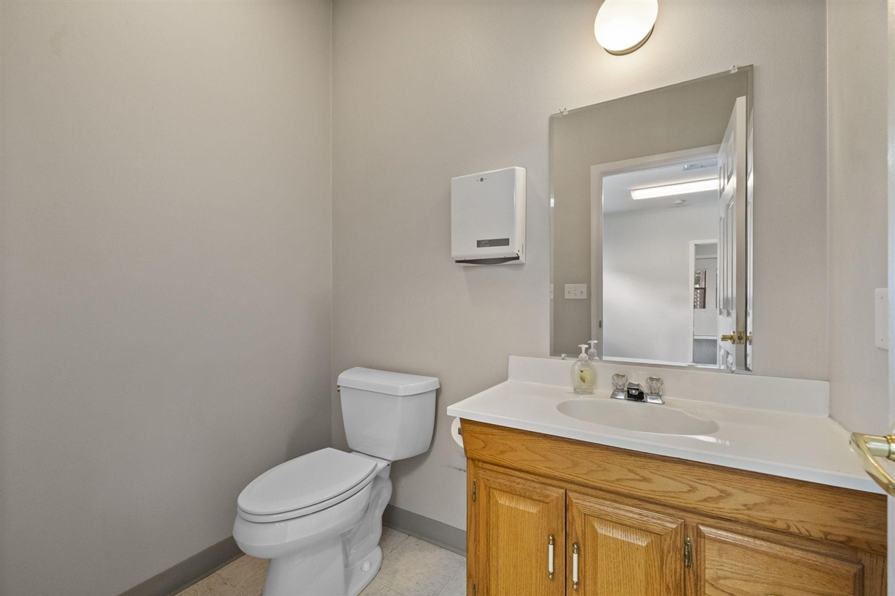 Detail Gallery Image 7 of 29 For 13951 Mono, Sonora,  CA 95370 - – Beds | – Baths