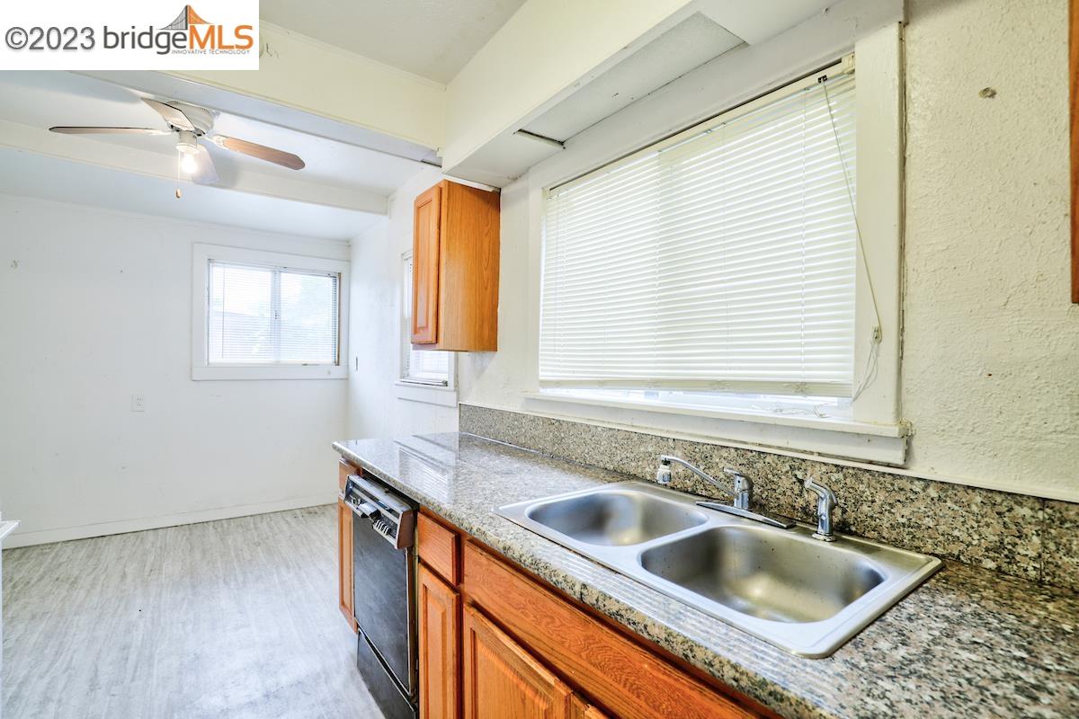 6408 Flora Street, Oakland CA 94621 — photo 12