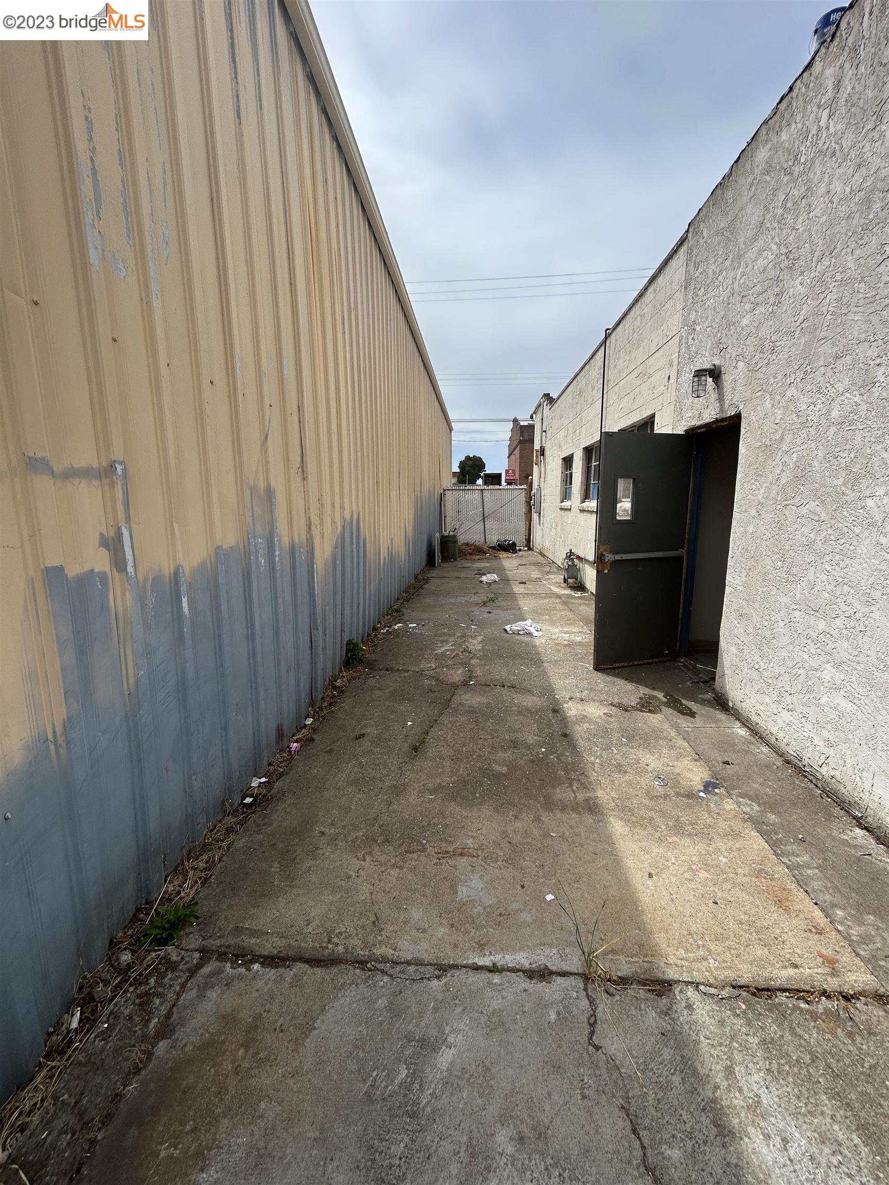 105 Nevin Ave, Richmond, CA, 94801