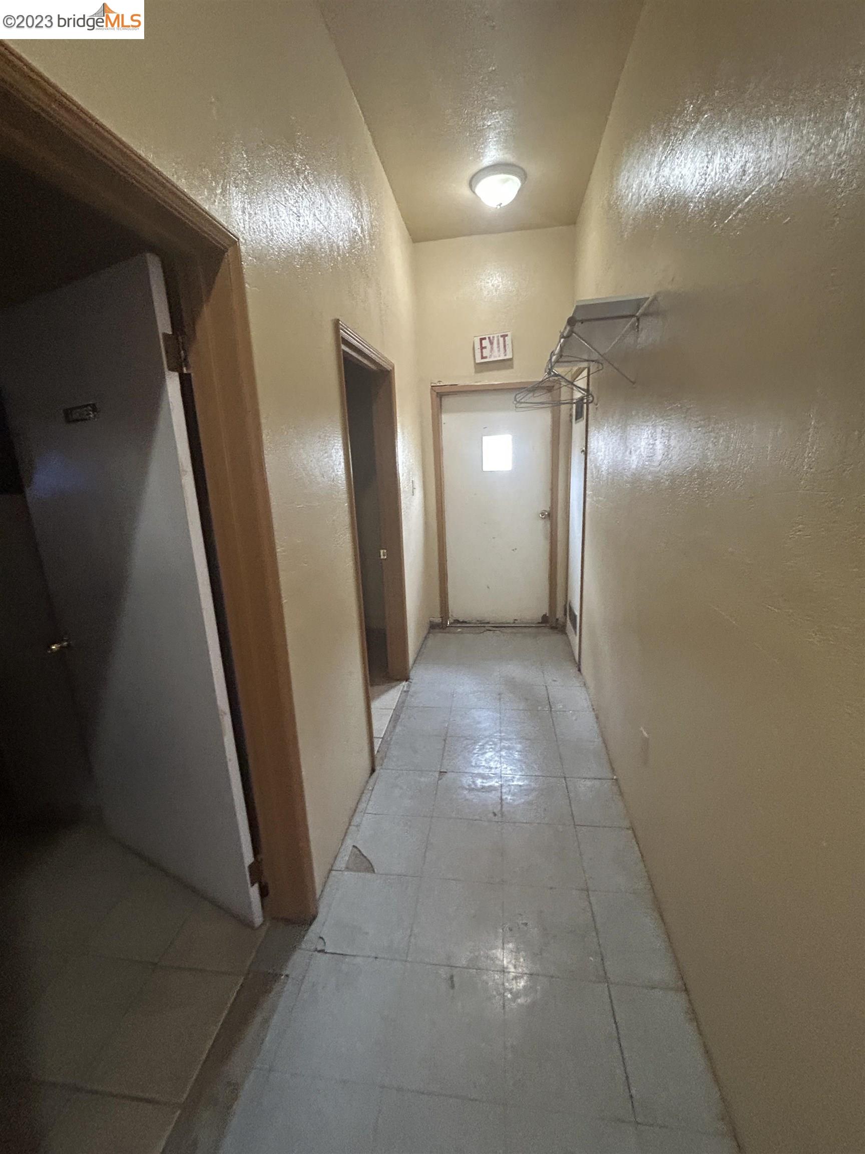 105 Nevin Ave, Richmond, CA, 94801