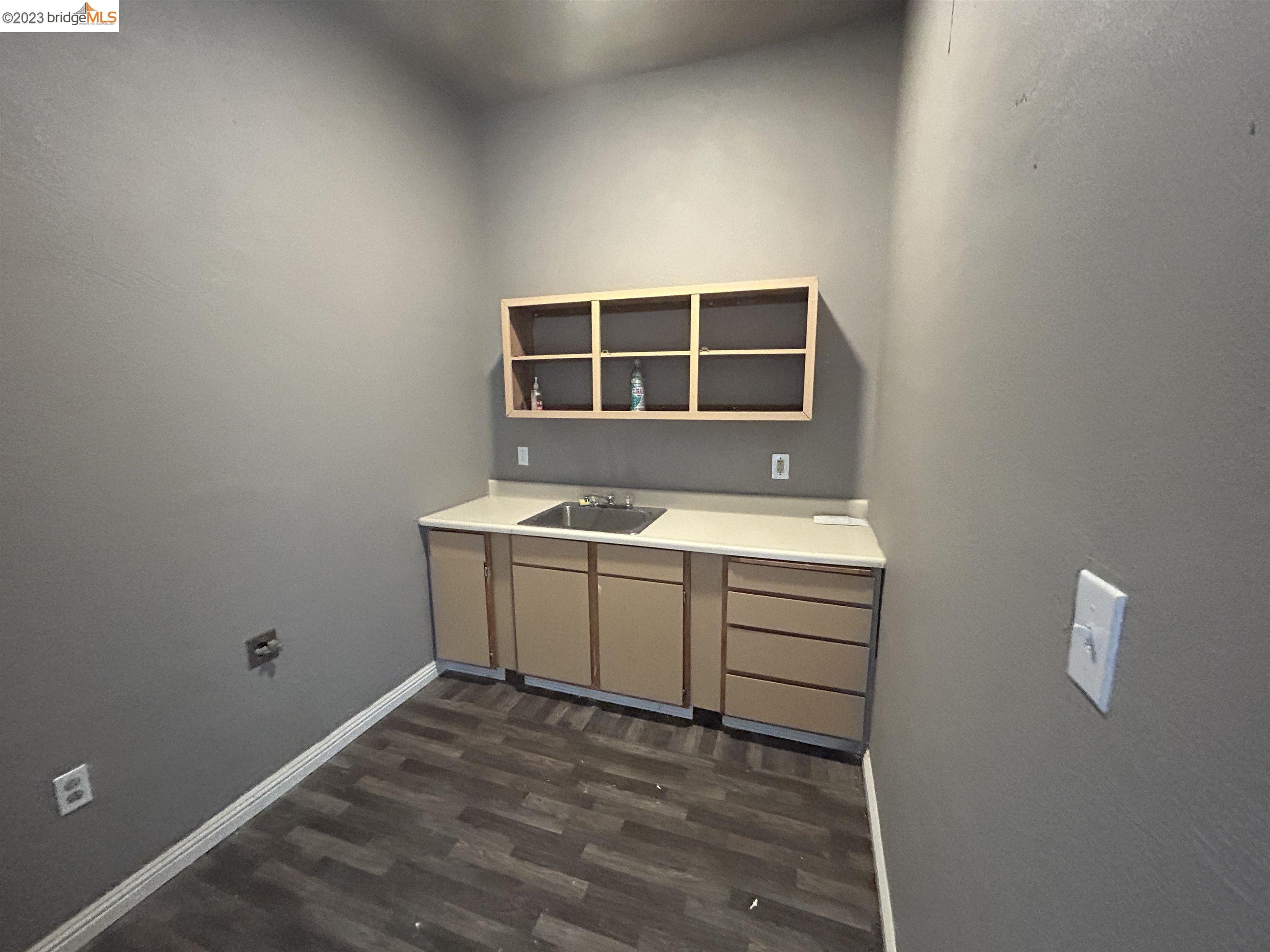 105 Nevin Ave, Richmond, CA, 94801