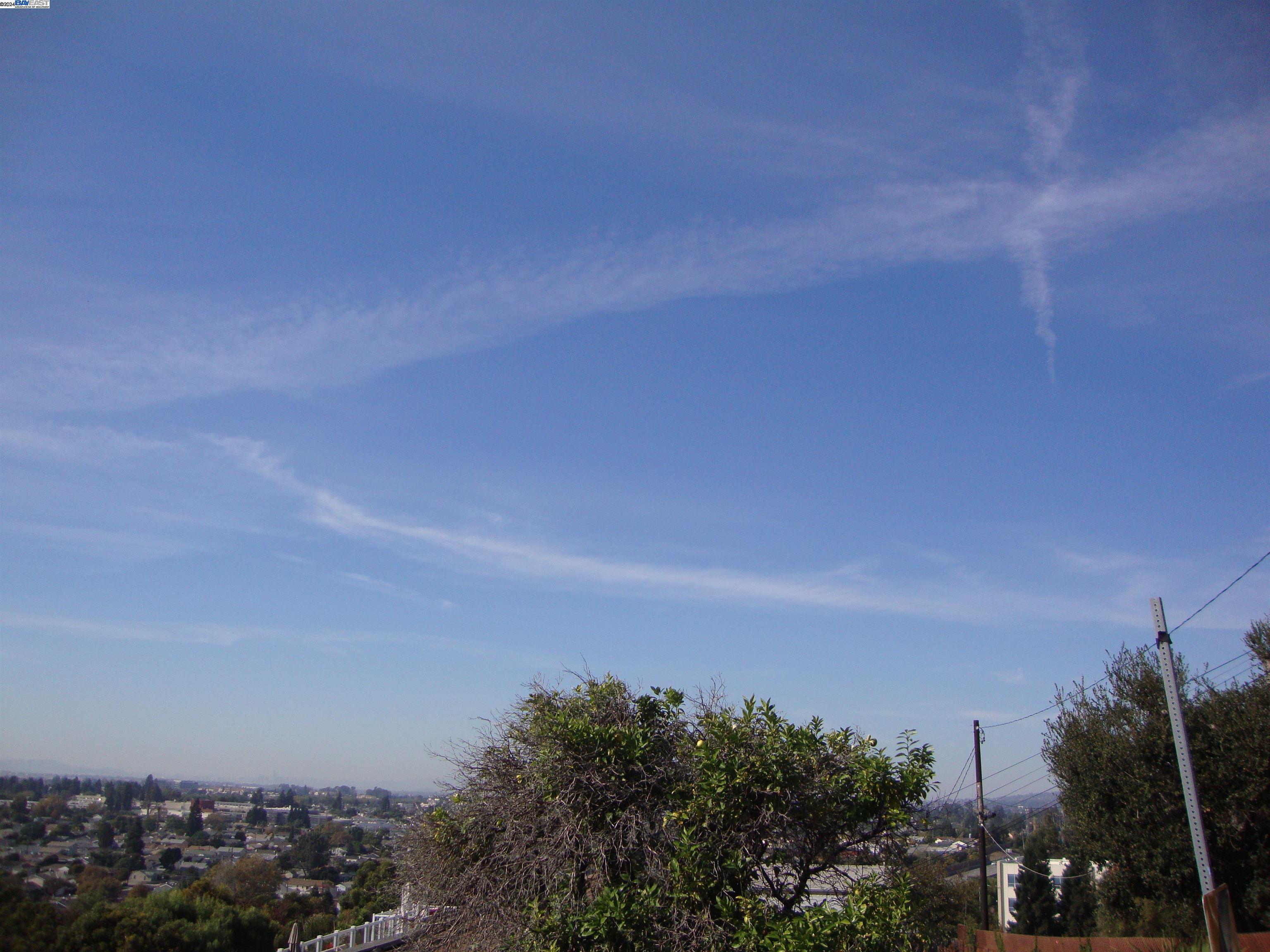 Saturn Dr, San Leandro, CA, 94578