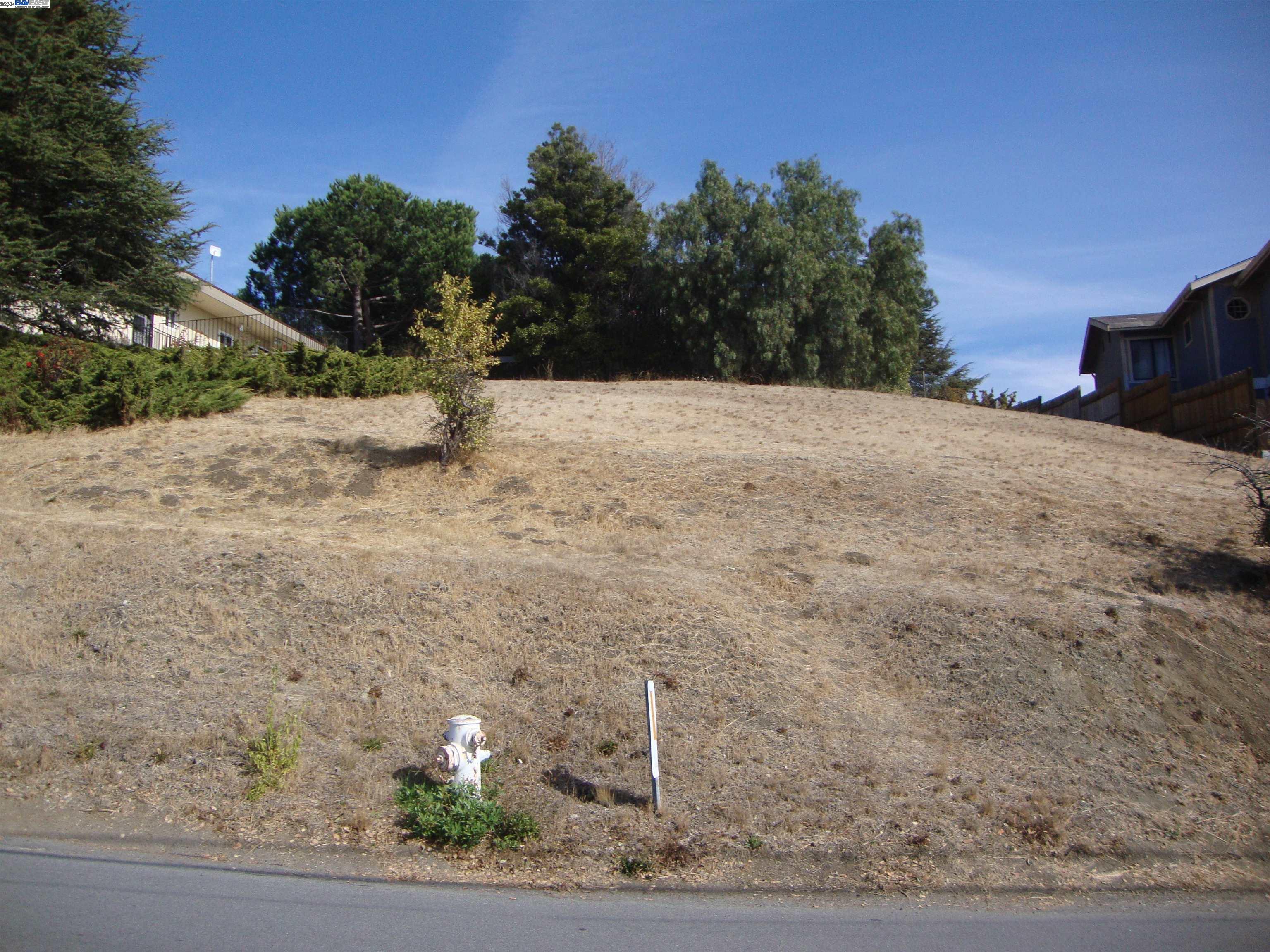 Saturn Dr, San Leandro, CA, 94578