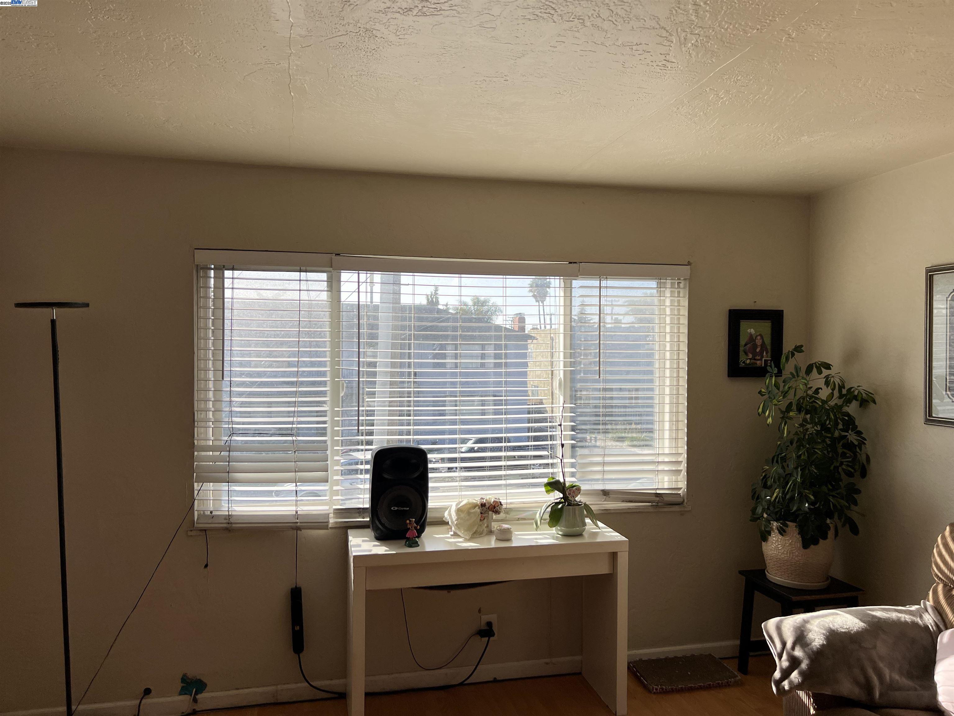 10926 Bancroft Ave, Oakland, CA, 94603