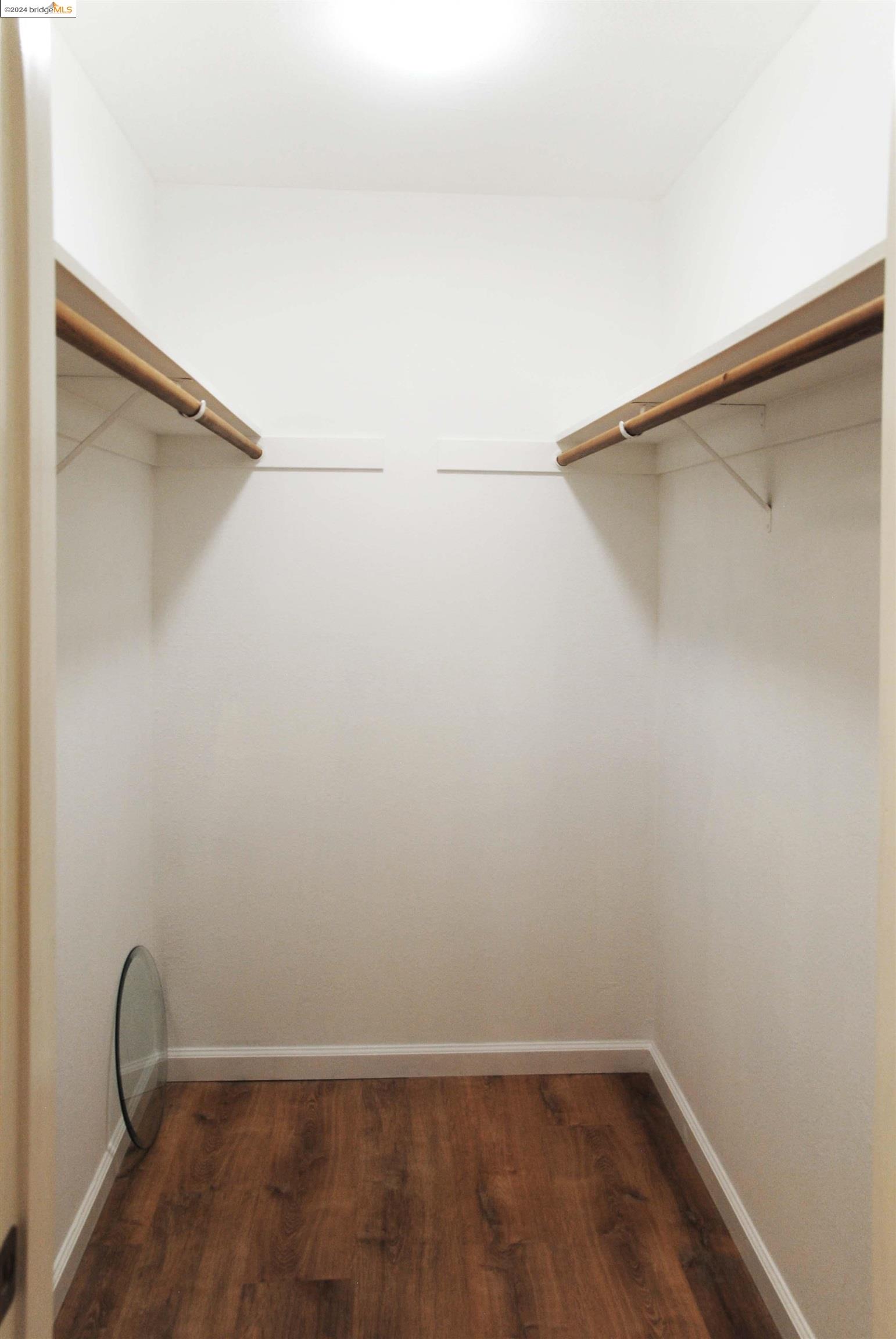 Photo #12: 41074042 Listing: Photo #12