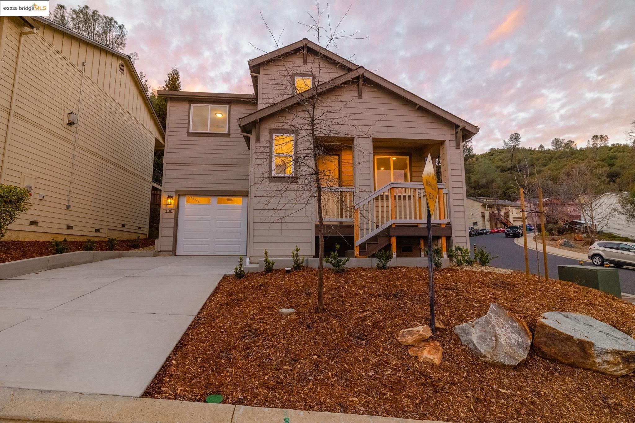 Detail Gallery Image 3 of 38 For 130 Cottage Ct, Sonora,  CA 95370 - 3 Beds | 2/1 Baths