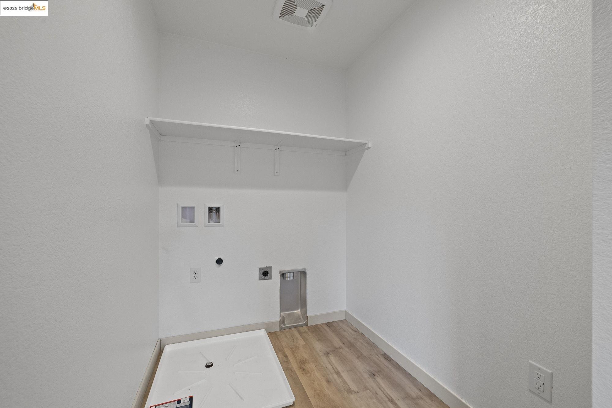 Detail Gallery Image 23 of 38 For 130 Cottage Ct, Sonora,  CA 95370 - 3 Beds | 2/1 Baths