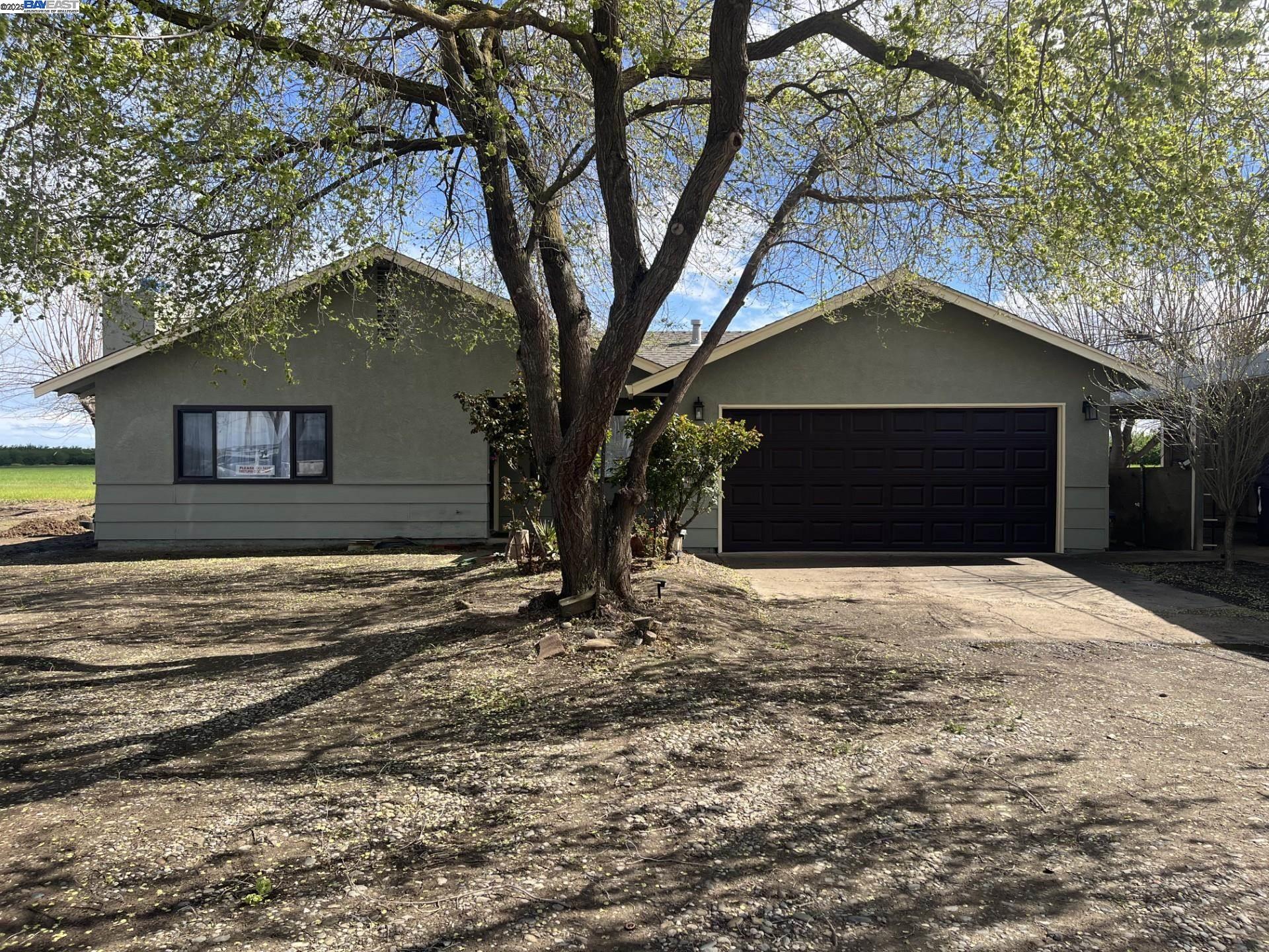 1290 Orange Ave, Patterson CA 95363 — photo 2