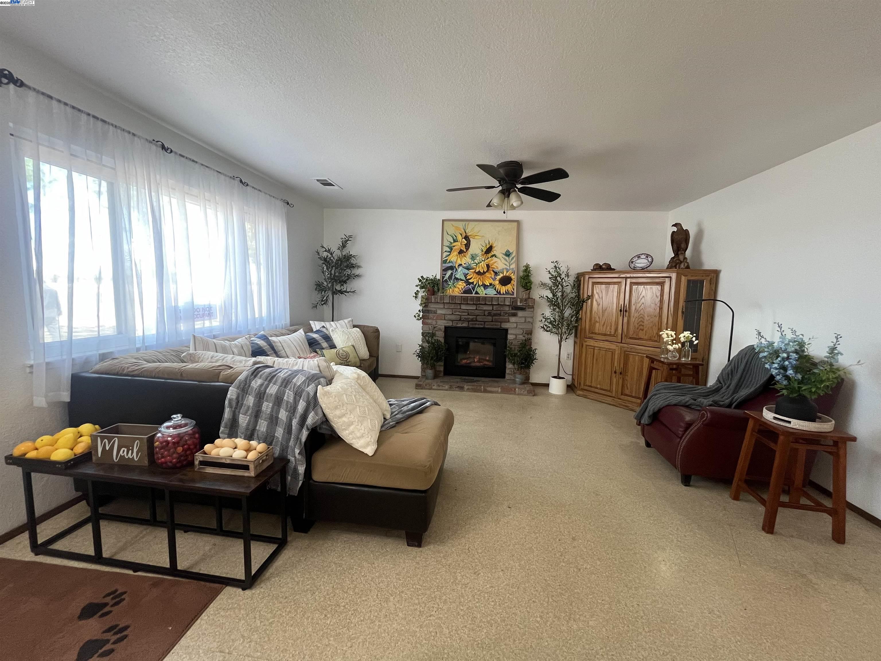 1290 Orange Ave, Patterson CA 95363 — photo 9