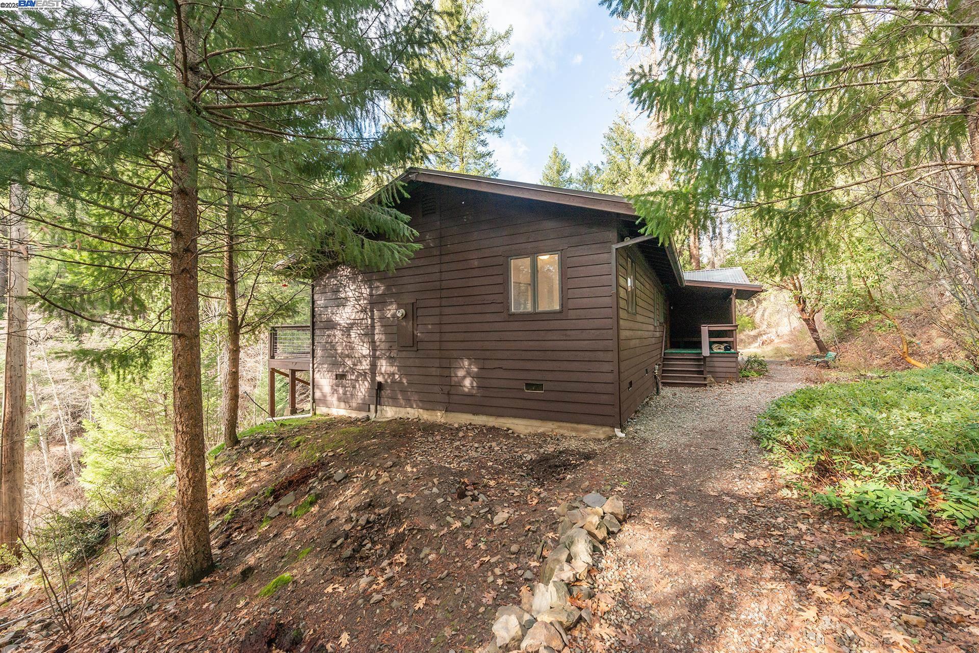 Detail Gallery Image 34 of 55 For 540 Lost Bridge Rd, Lewiston,  CA 96052 - 2 Beds | 2 Baths