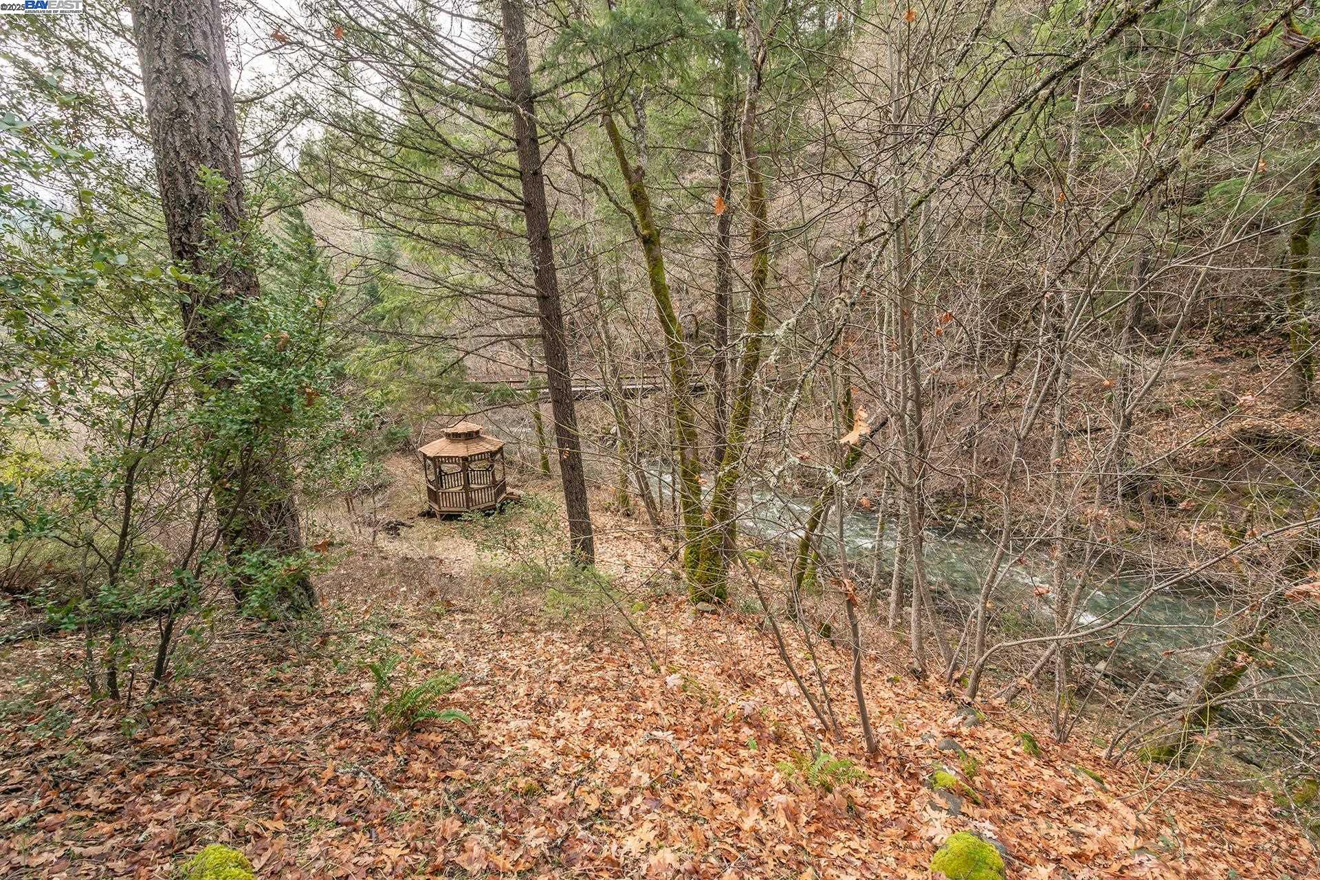 Detail Gallery Image 36 of 55 For 540 Lost Bridge Rd, Lewiston,  CA 96052 - 2 Beds | 2 Baths