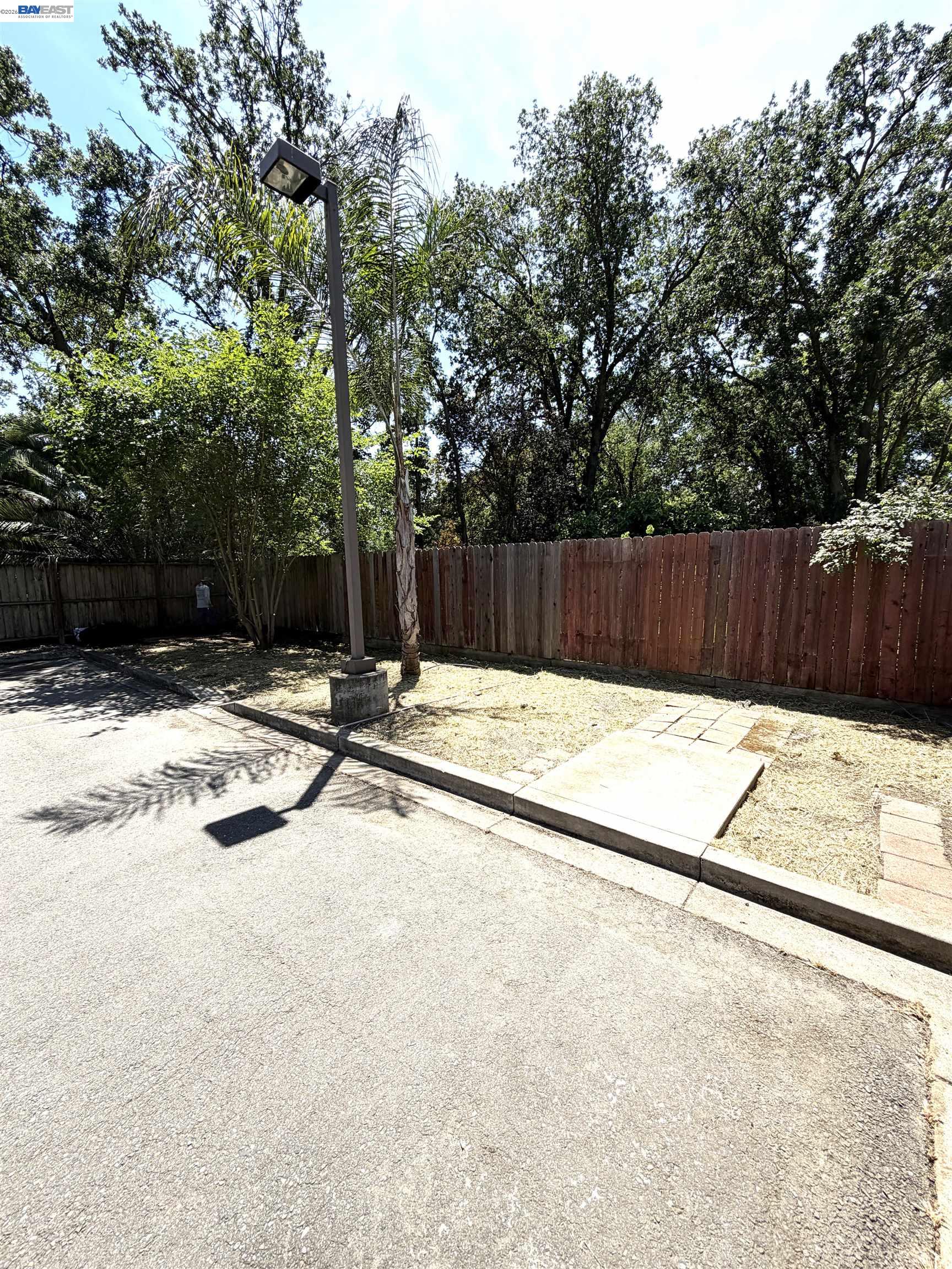 3135 Academy Way, Sacramento CA 95815 — photo 33