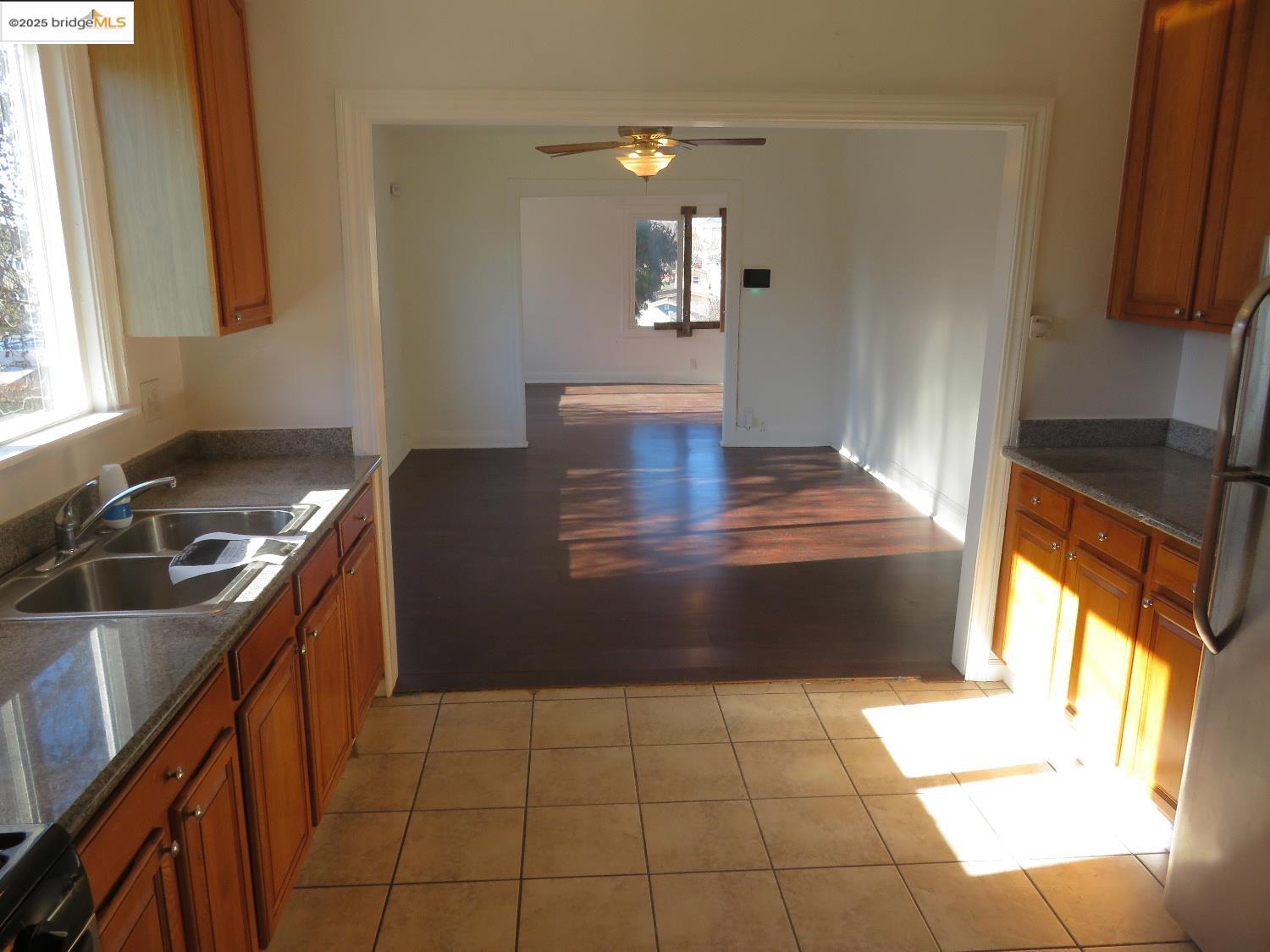 4510 San Carlos Ave, Oakland, CA, 94601