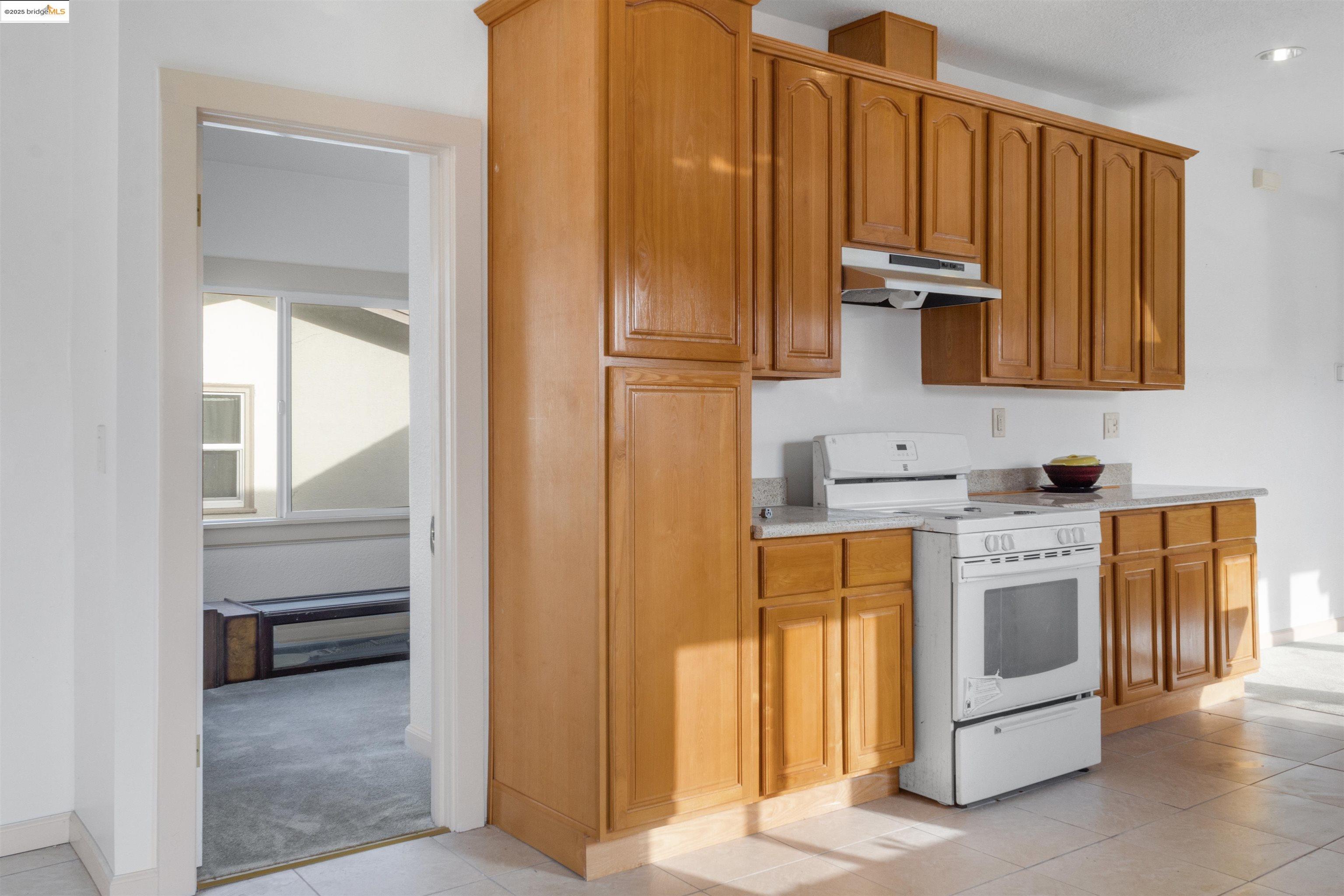 2301 12Th Ave, Oakland CA 94606 — photo 20
