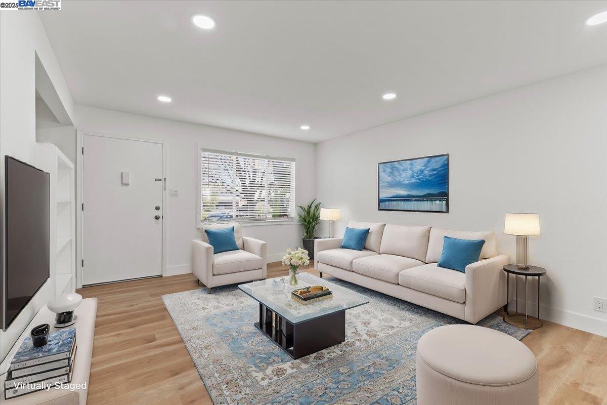 Photo #6: 41087186 Listing: Photo #6