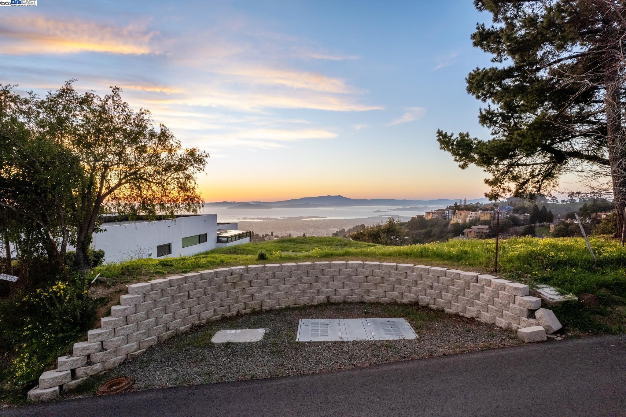 7041 DEVON WAY, Berkeley CA 94705 — photo 13