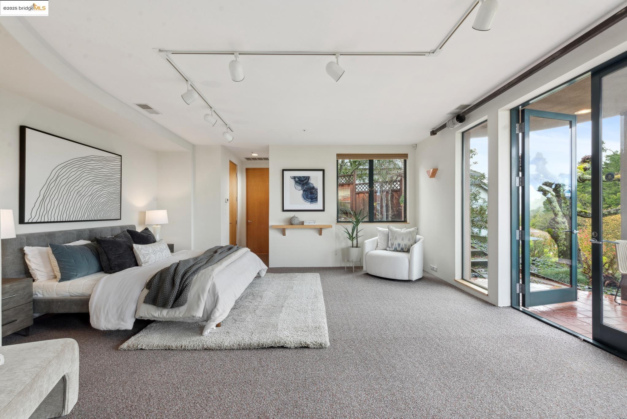 5 Woodside Way, Oakland CA 94611 — photo 46