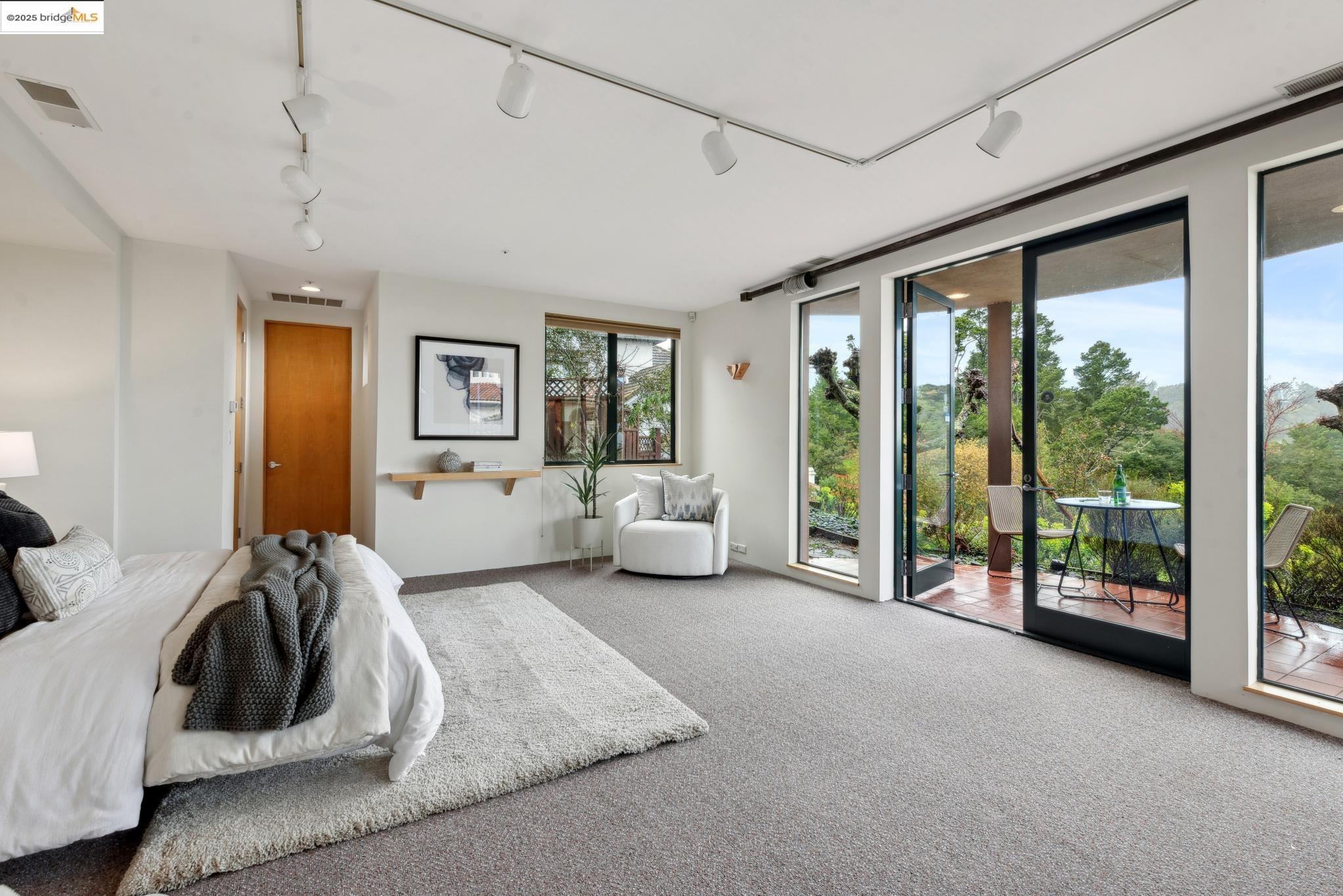 5 Woodside Way, Oakland CA 94611 — photo 47