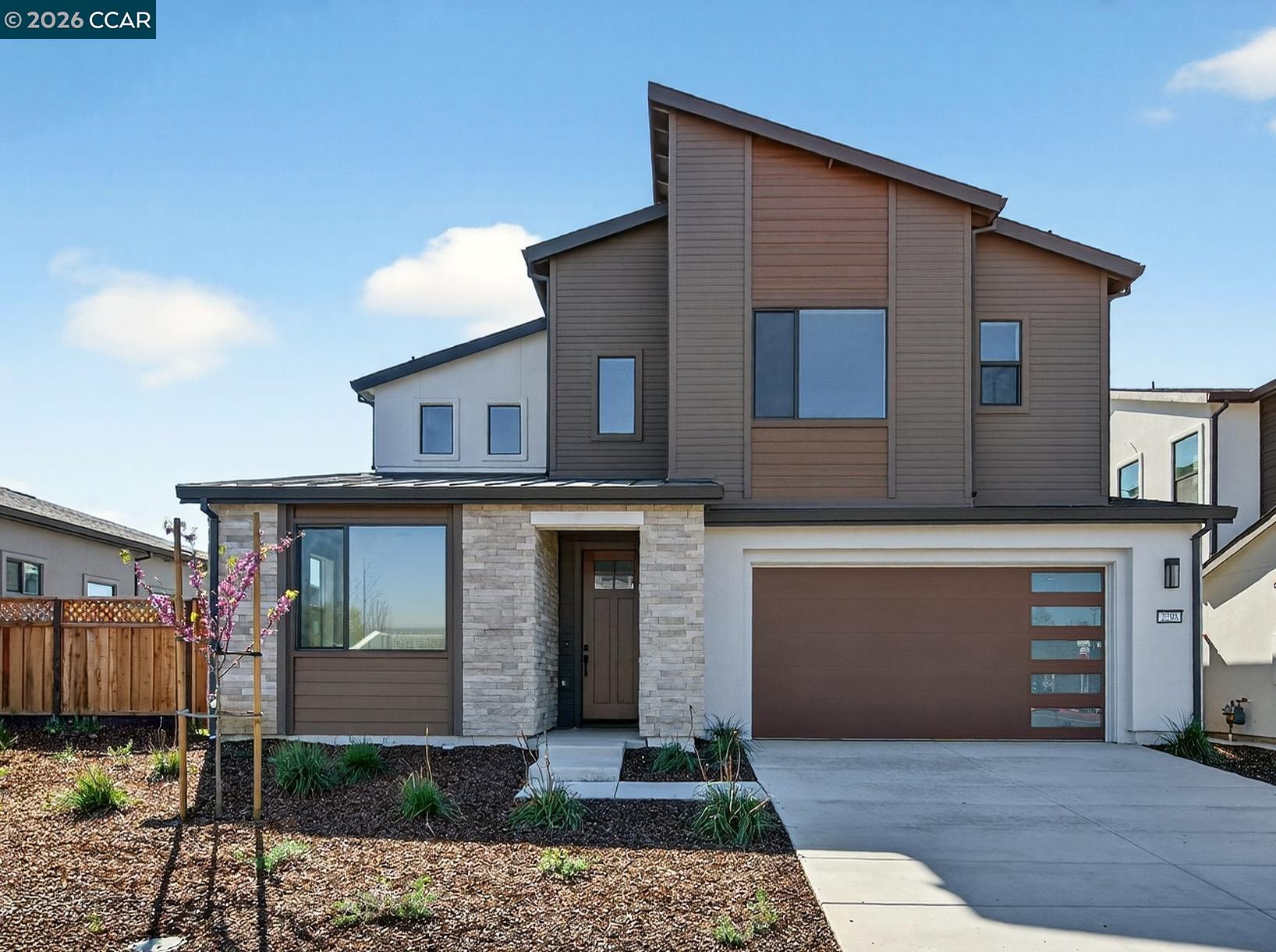 Detail Gallery Image 2 of 33 For 2298 Vandeleur Drive, Napa,  CA 94558 - 3 Beds | 3 Baths