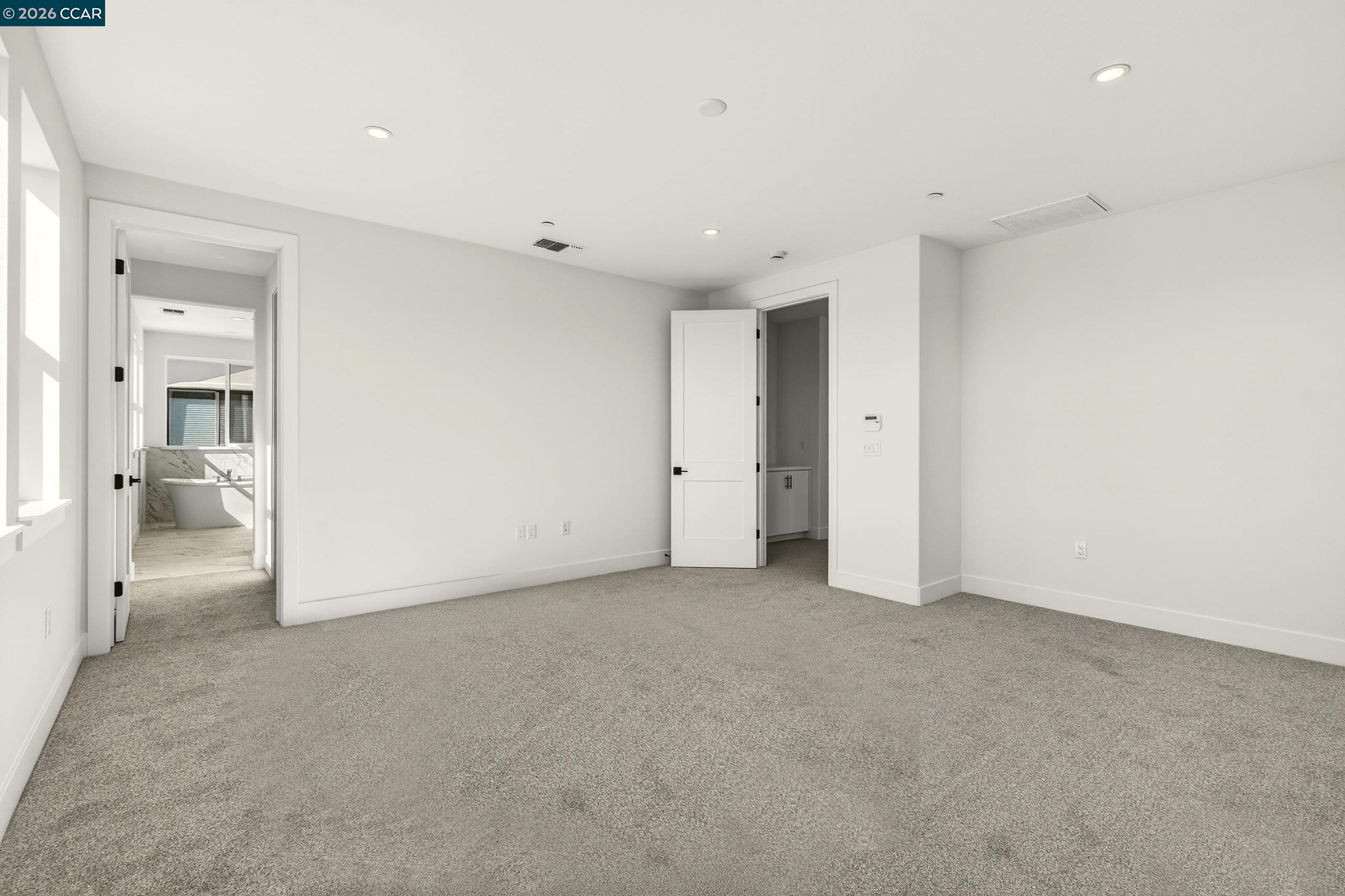 Detail Gallery Image 26 of 33 For 2298 Vandeleur Drive, Napa,  CA 94558 - 3 Beds | 3 Baths