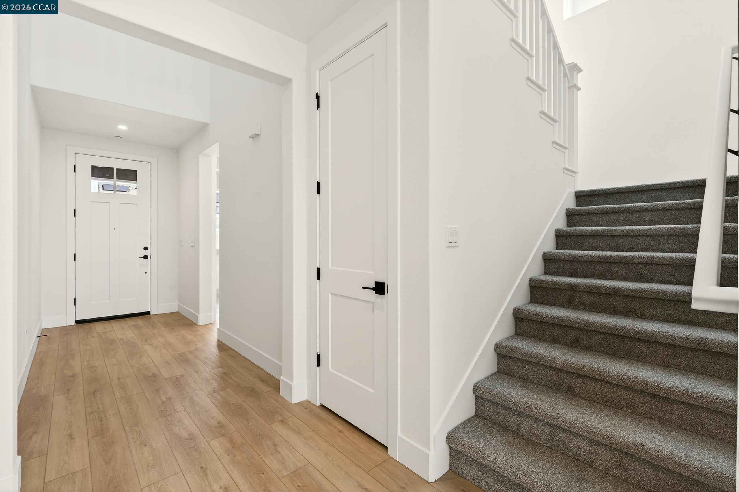 Detail Gallery Image 6 of 33 For 2298 Vandeleur Drive, Napa,  CA 94558 - 3 Beds | 3 Baths