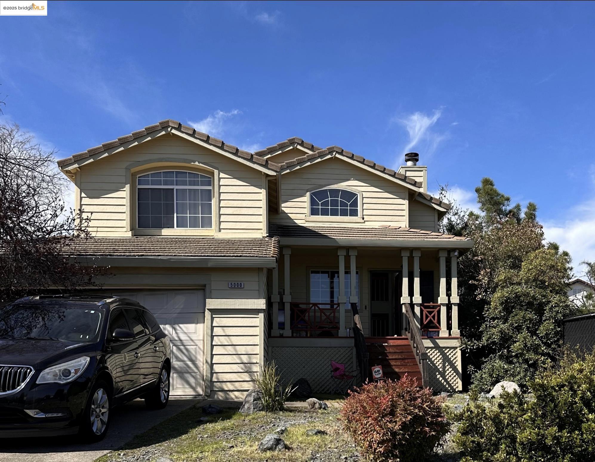 Investor special! This traditional 3 bed, 2.5 bath home offers 1,382 sq ft of opportunity on a 5,150 sq ft lot. Located near Lone Tree shopping, parks, and schools, the property features a large backyard with entertaining potential. While the home needs a full renovation, it’s a blank canvas for investors with vision looking to transform and maximize ROI. Property being sold in its present condition. Don’t miss the chance to unlock this property’s full potential!