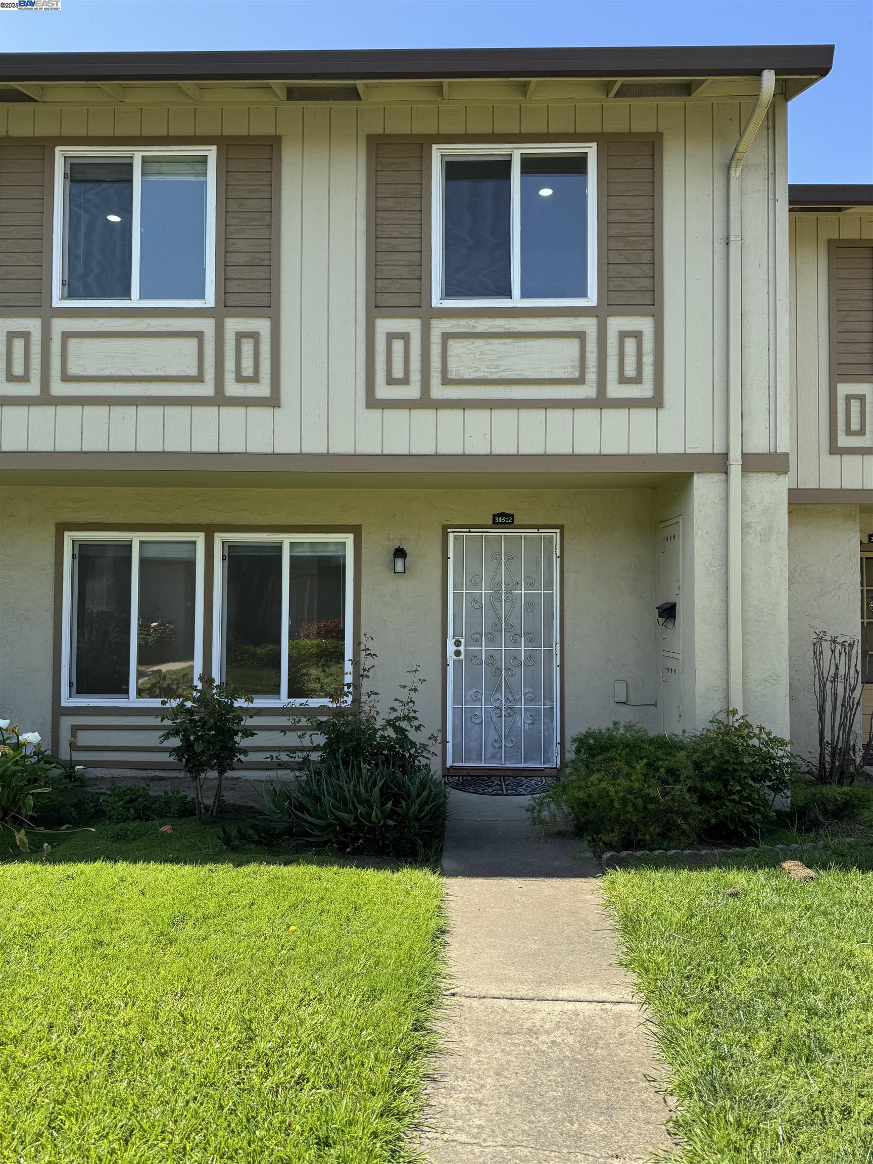 Front Image Thumbnail for BE41091626