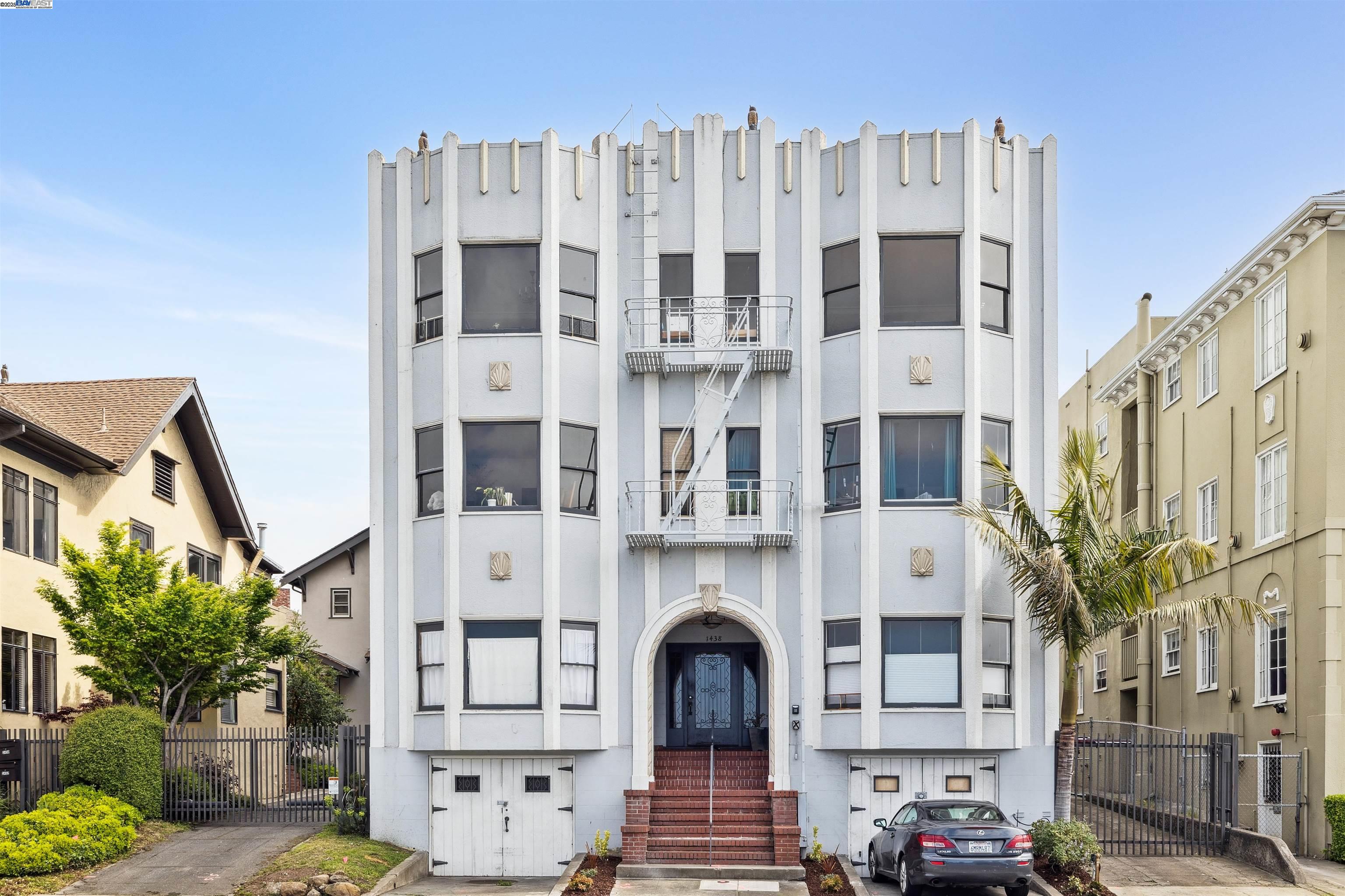 1438 Lakeshore Ave # 6, Oakland CA 94606