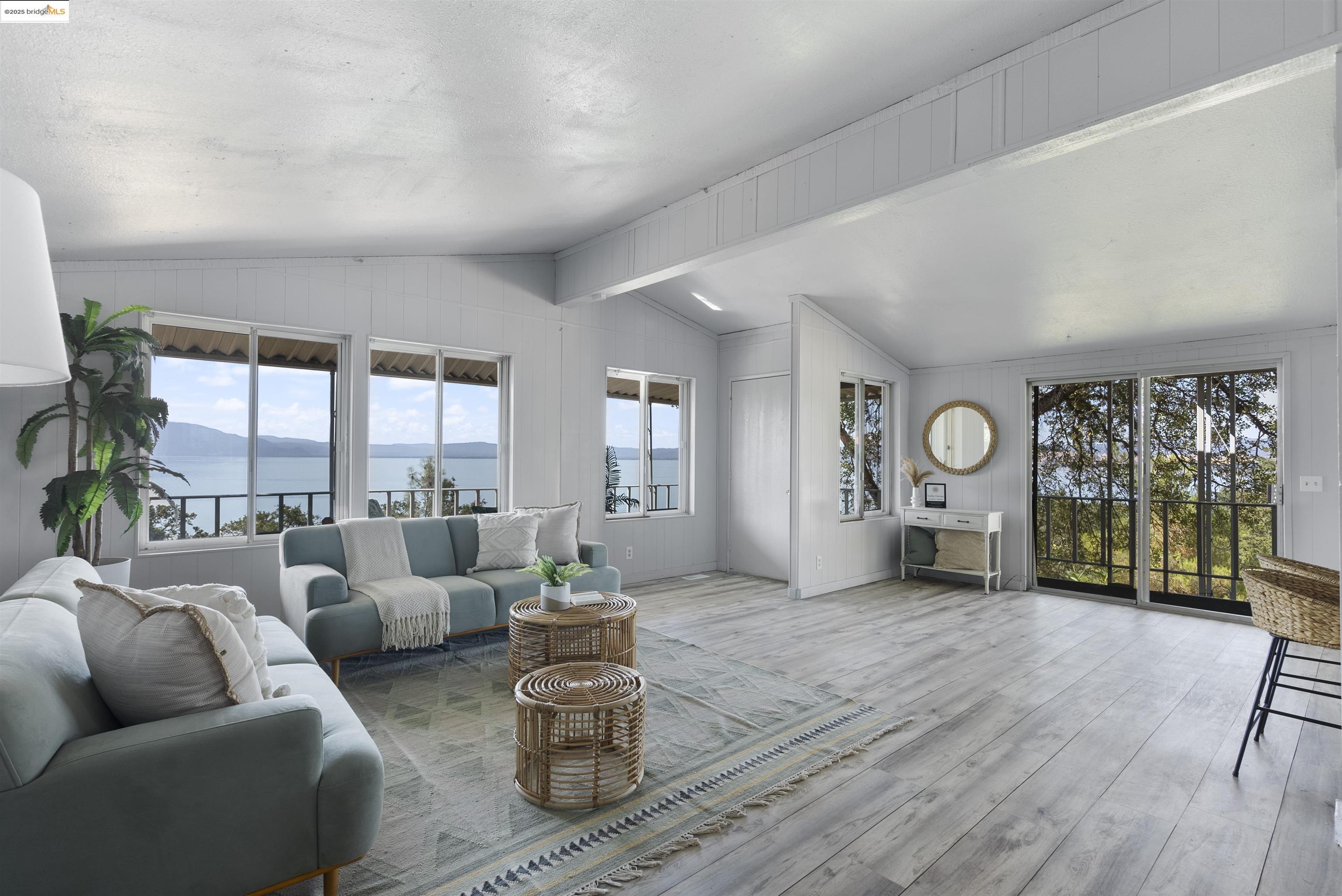 1532 CHANSLOR Avenue UNIT APT T, Richmond, CA, 94801