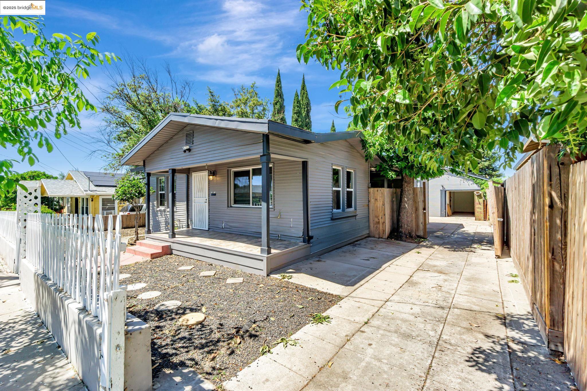 1112 W 6th st, Antioch CA 94509 — photo 3