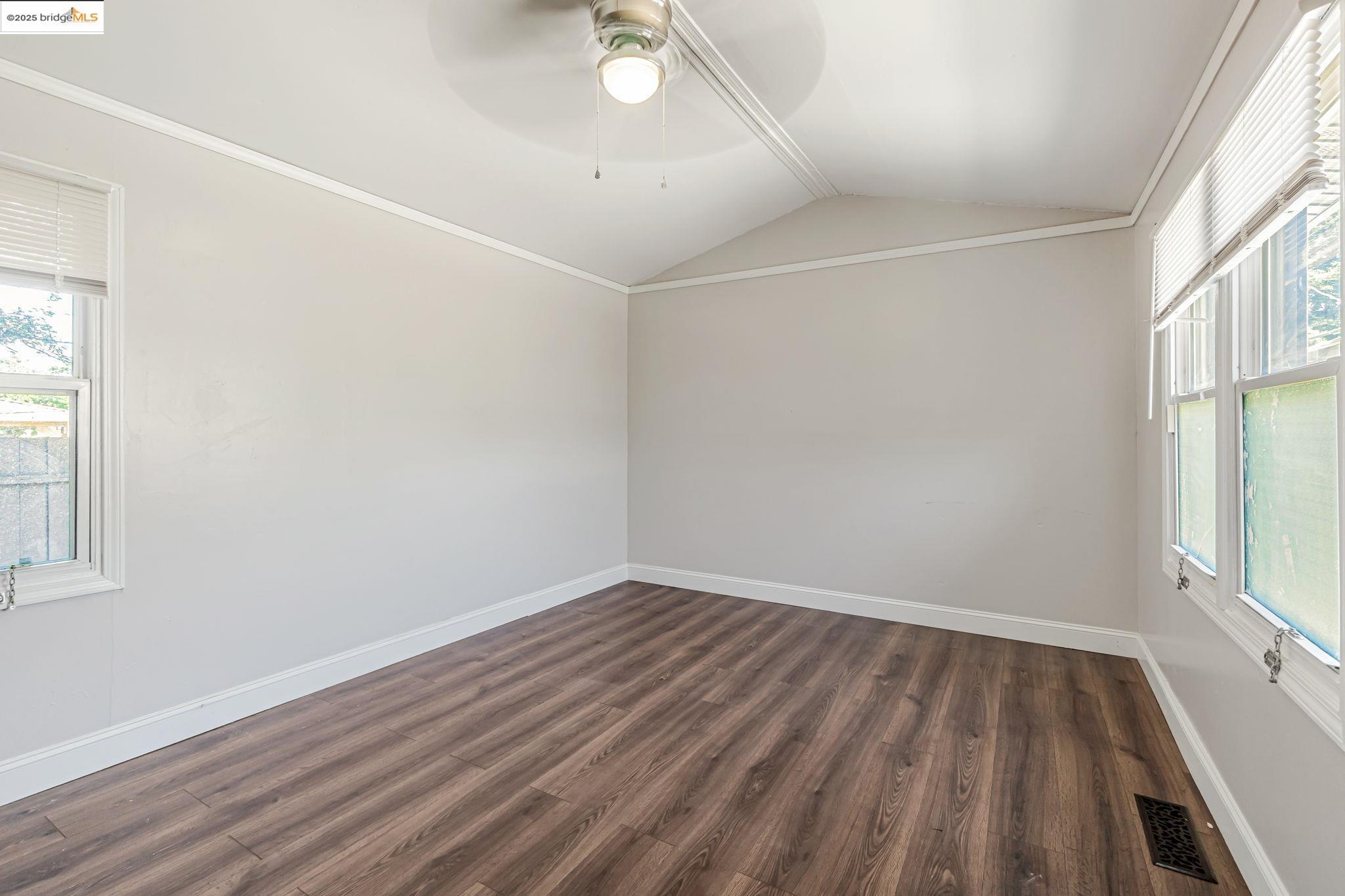 1112 W 6th st, Antioch CA 94509 — photo 31