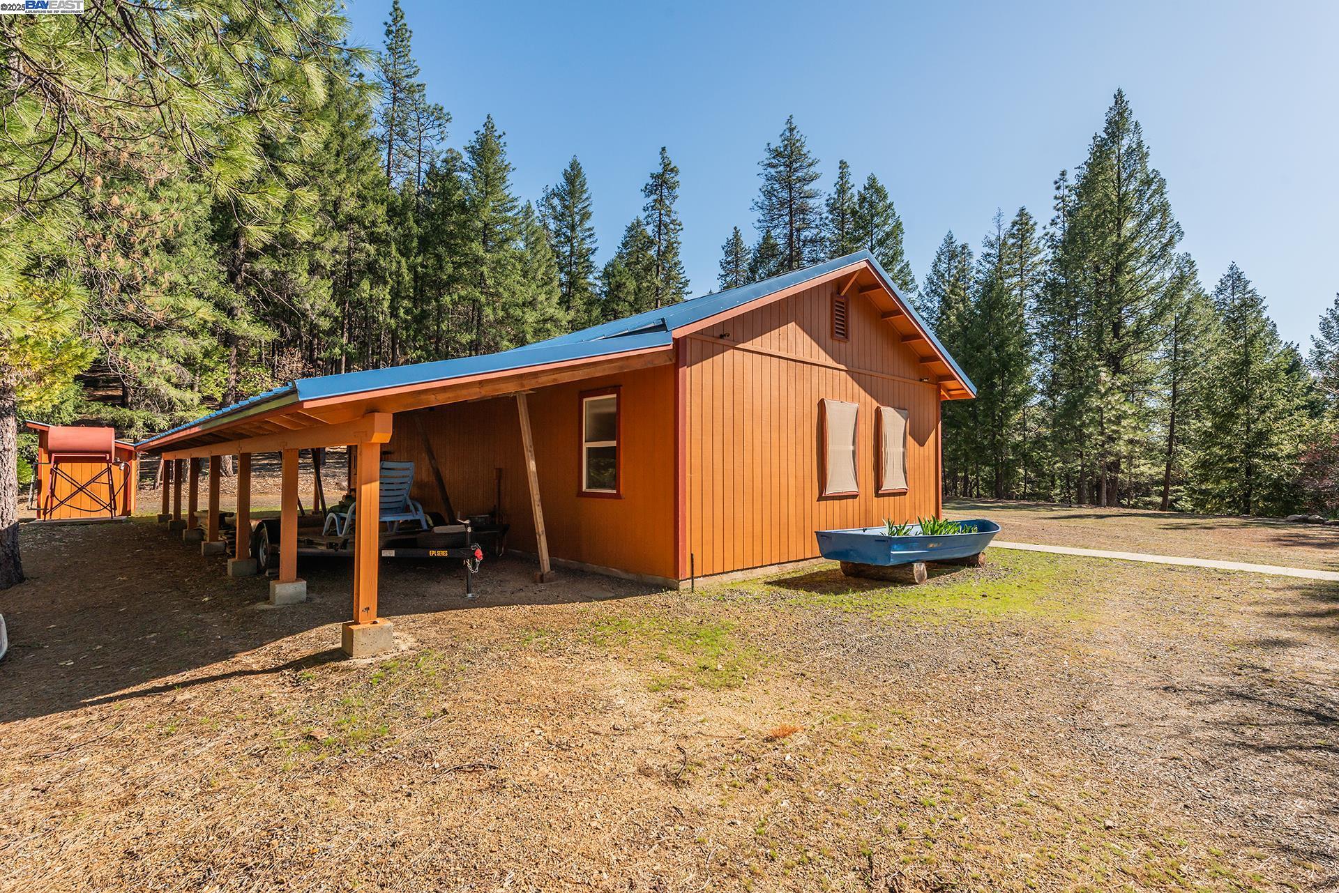 8341 East Side Rd, Trinity Center CA 96091 — photo 4