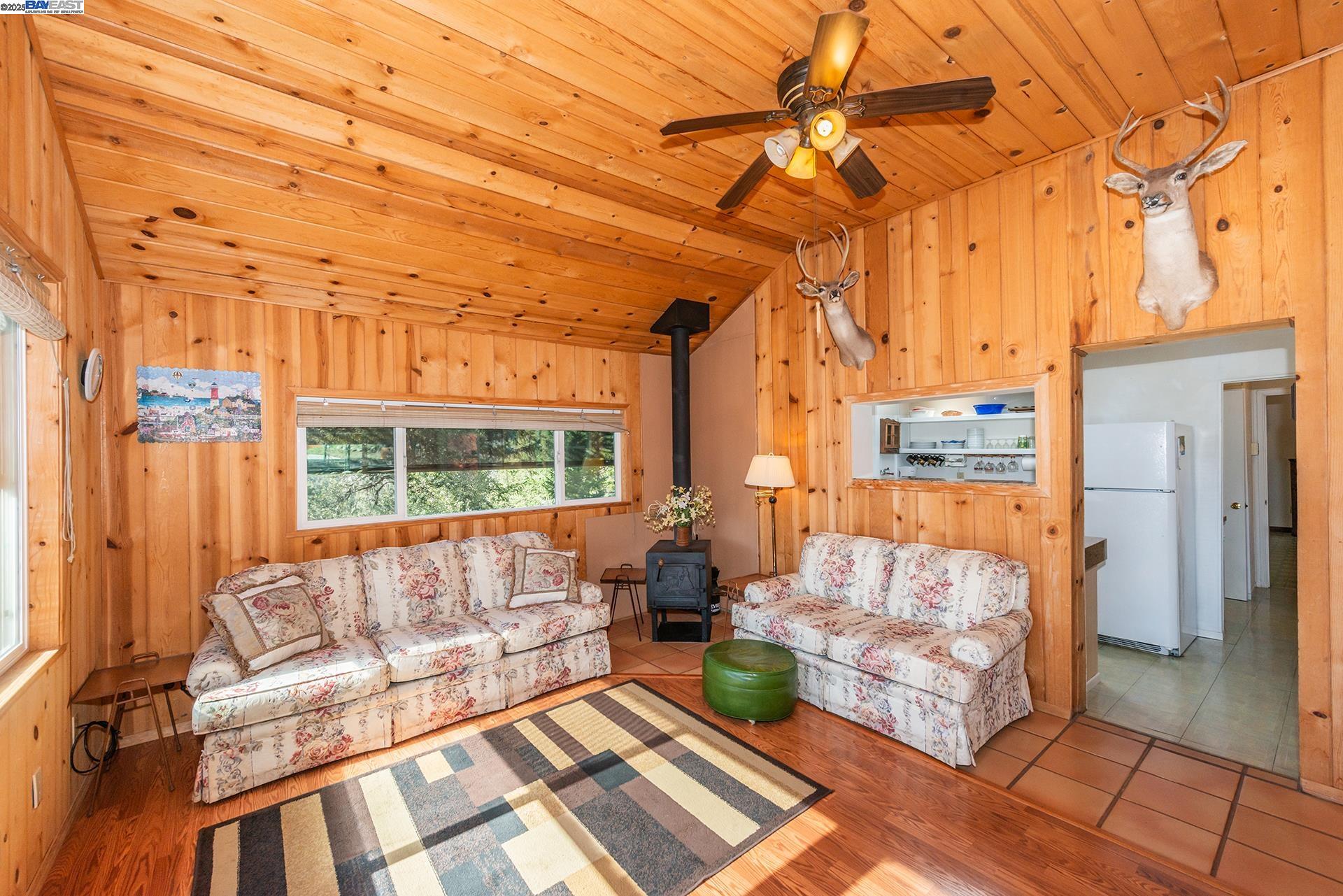 8341 East Side Rd, Trinity Center CA 96091 — photo 10
