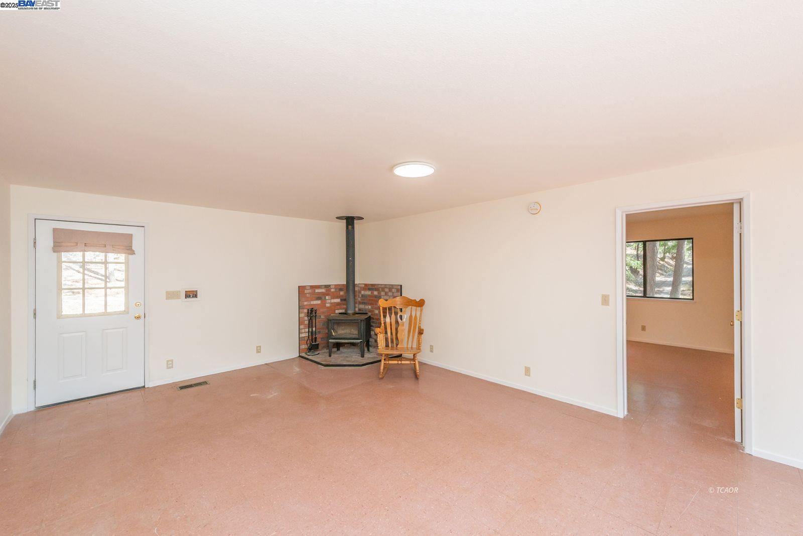 Detail Gallery Image 30 of 56 For 121 Mountain Aire Ln, Trinity Center,  CA 96091 - 2 Beds | 1 Baths