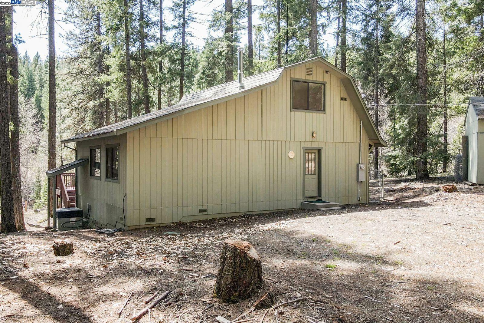 Detail Gallery Image 35 of 56 For 121 Mountain Aire Ln, Trinity Center,  CA 96091 - 2 Beds | 1 Baths