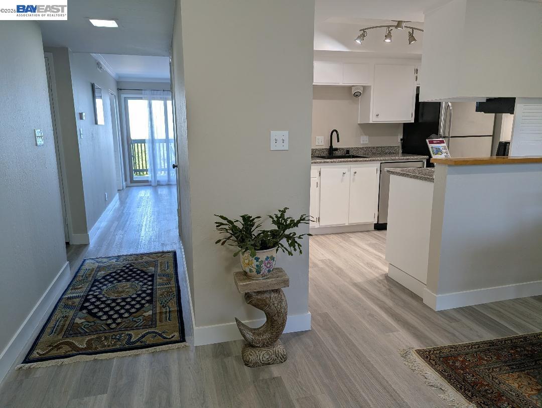 Photo #3: 41095177 Listing: Photo #3